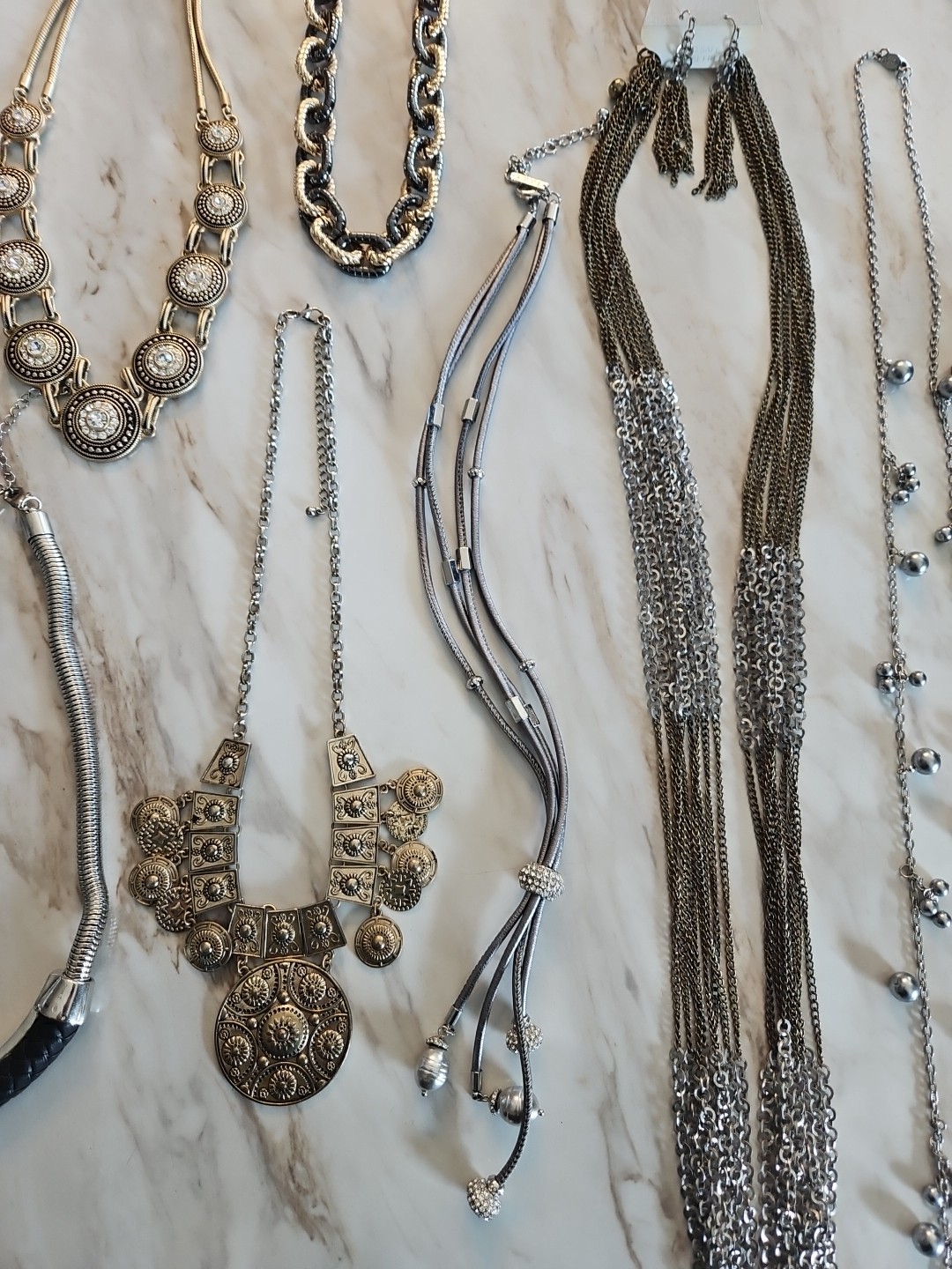 18pc Costume Necklace Lot Faux Pearls Beaded Chunky Statement Resale Branded