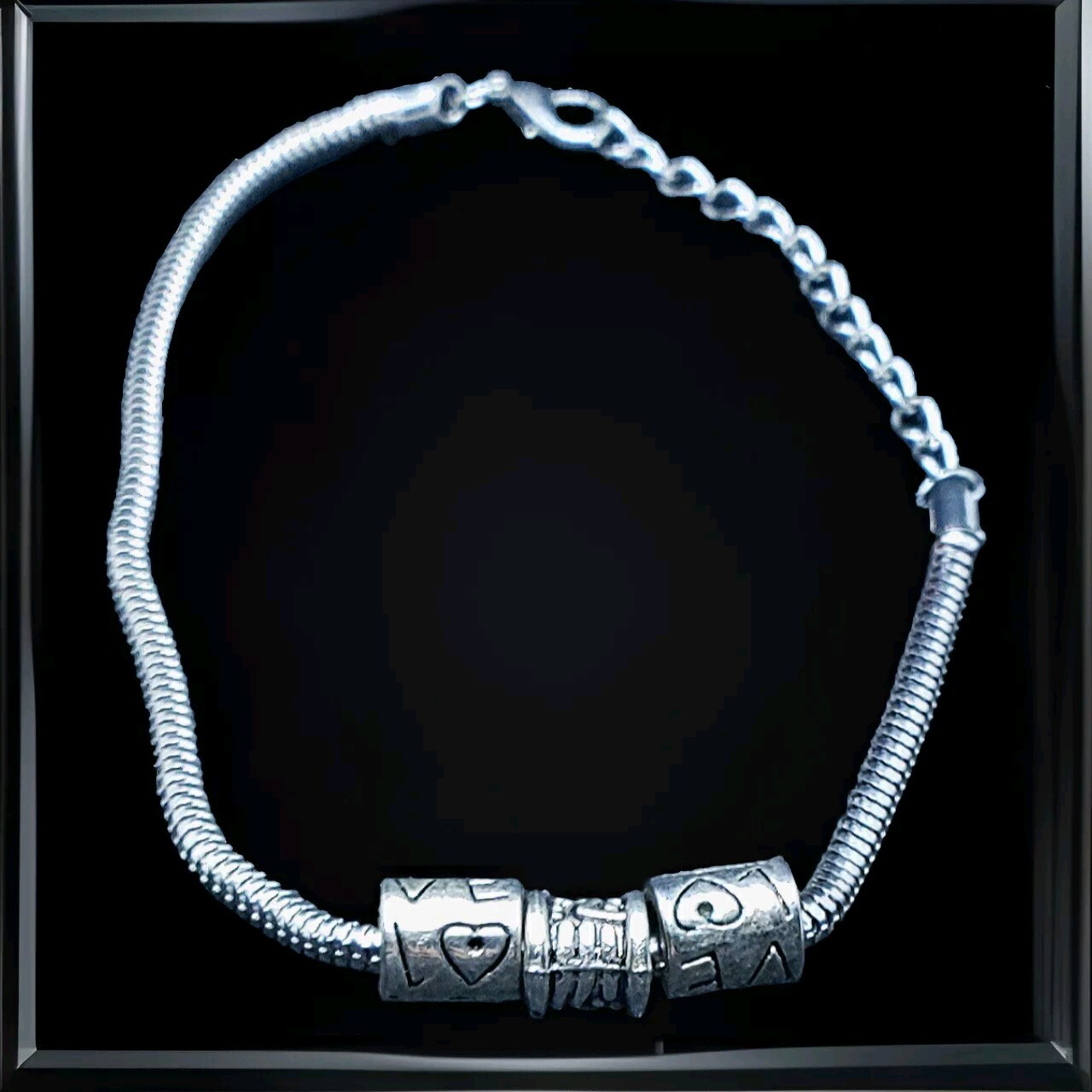 Marysia Designs Silver Stretch Sliding Love Charms Bracelet New
