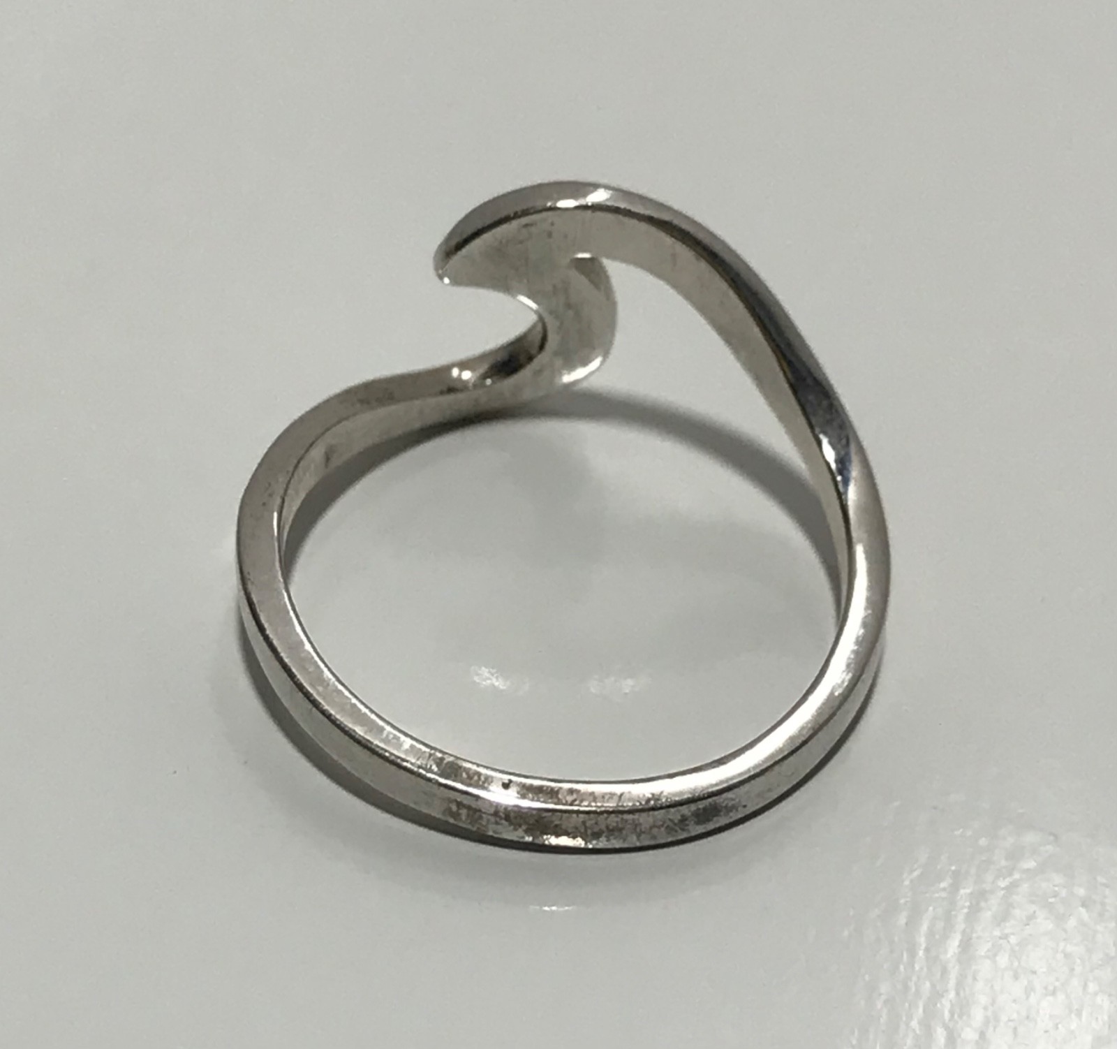 925 Sterling Silver Synthetic Opal Ring – Hawaiian Inlay Ocean Wave