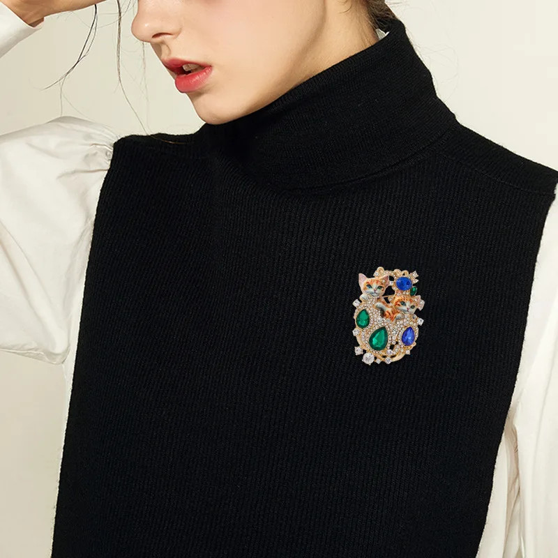 Retro Rhinestone Studded Double Cat Brooch High-end Luxury Women’s Pin Accessory