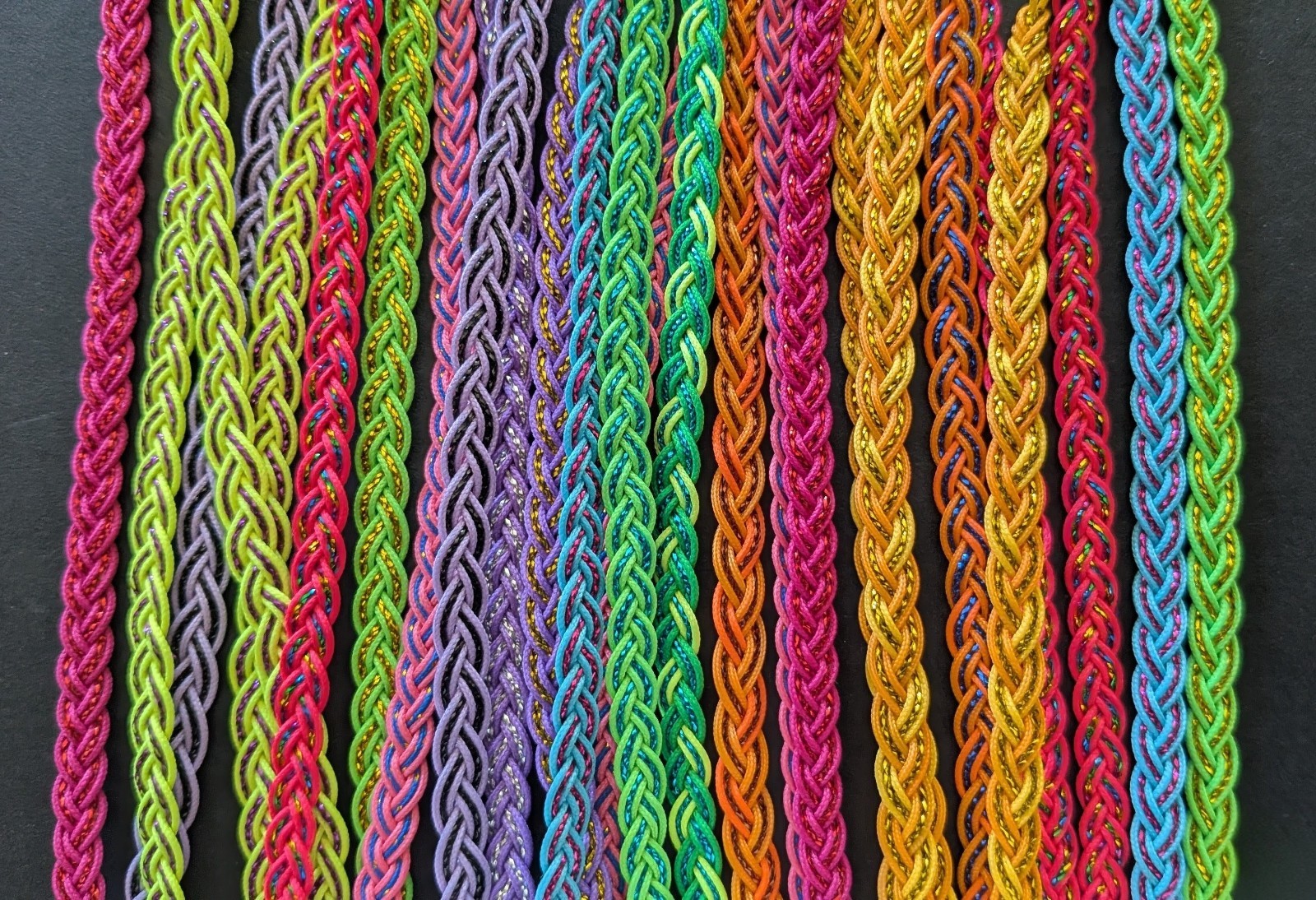 Friendship Bracelets Girls Kids 5 to 30pcs Party Bags Leavers Bracelet Gift