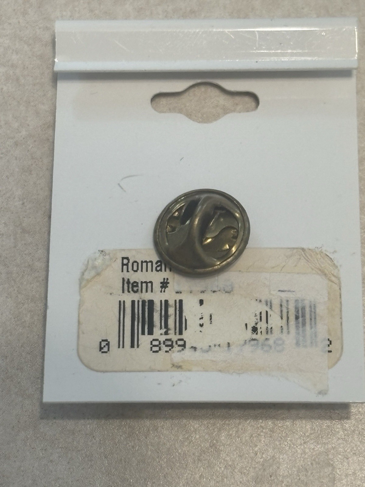 Roman Inc Genuine Austrian Crystal August Peridot Angel Lapel Pin brooch, New