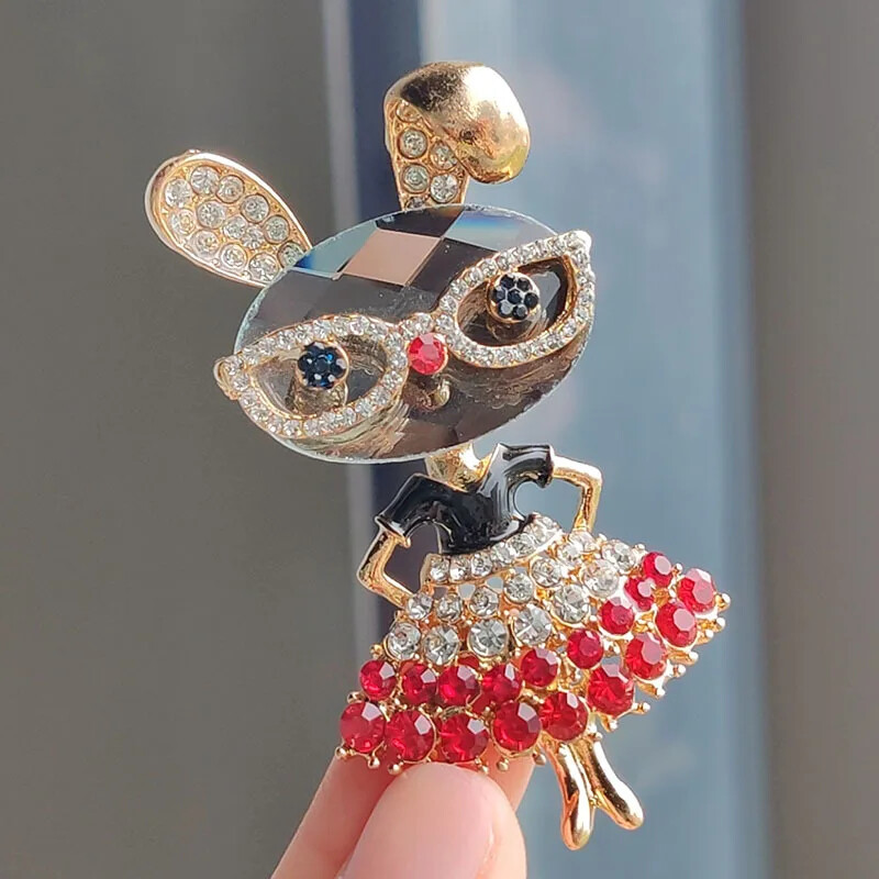 Easter Spring Bunny Crystal Rhinestone Brooch Pin Rabbit Animal Jewelry Gift