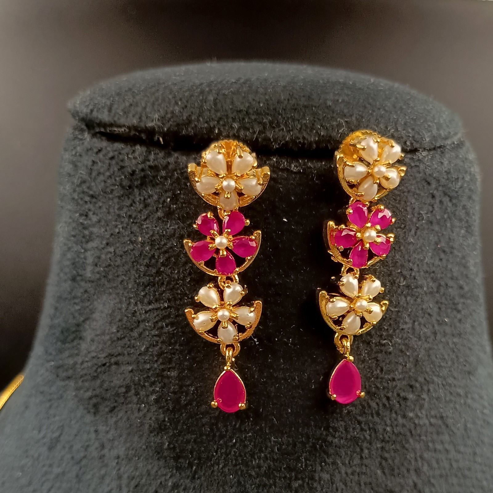 Traditional 22K Gold Plated Floral Ruby Pearl Necklace Set Statement Jewelry