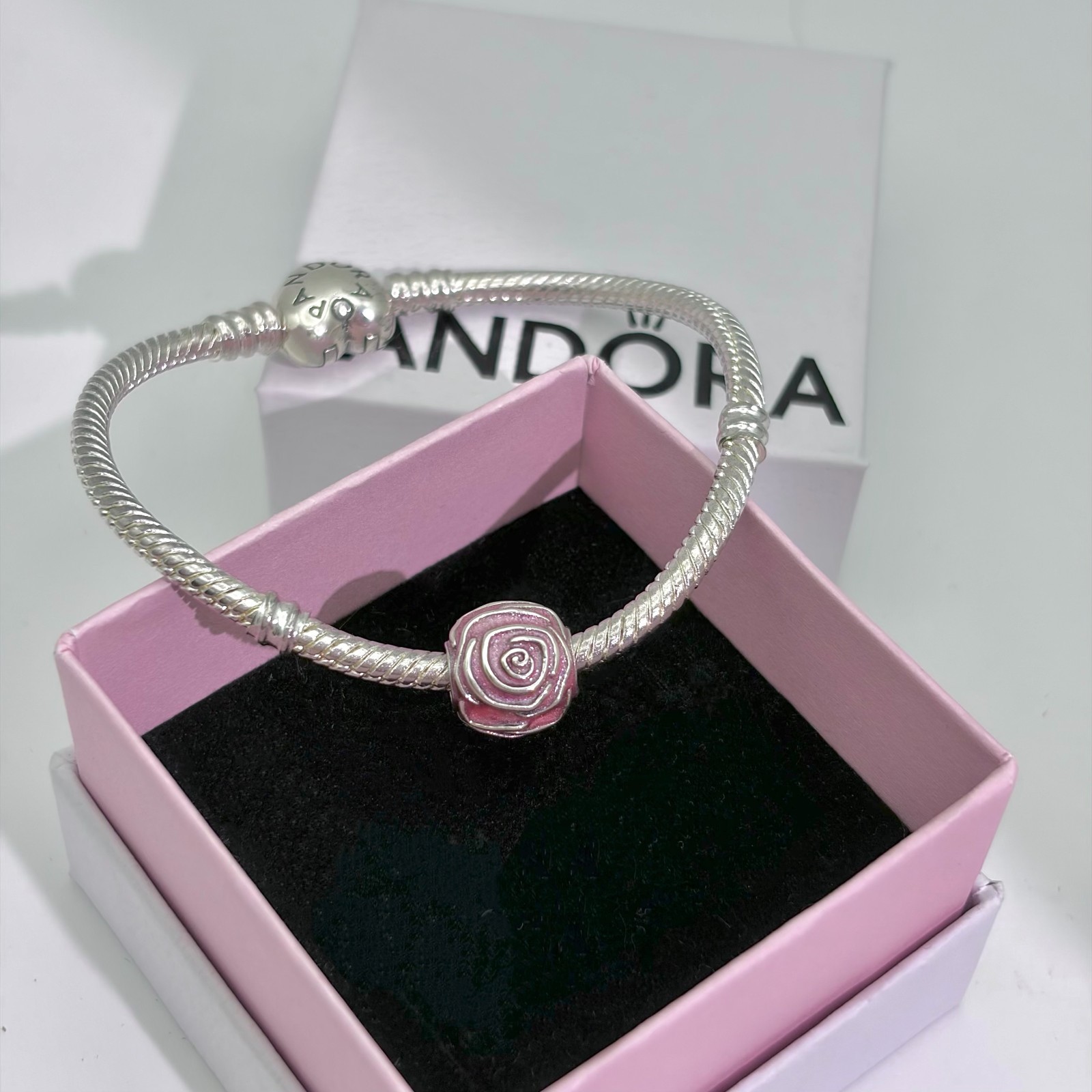 100% NEW #793212C0 PANDORA Pink Rose Charm with Box
