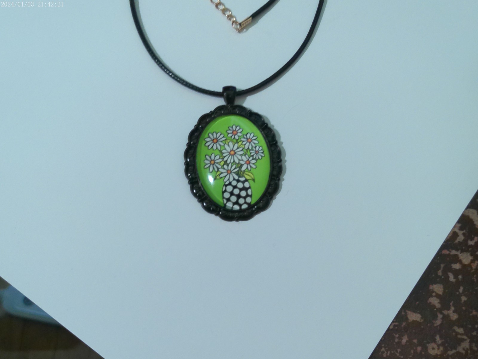 Pretty Vase of Daisies Large Medallion Style Necklace