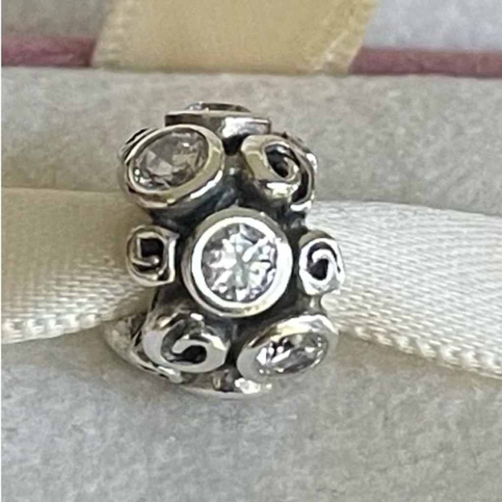 Pandora Spot Swirl Sterling Silver 925 Whit Clear CZ Charm!