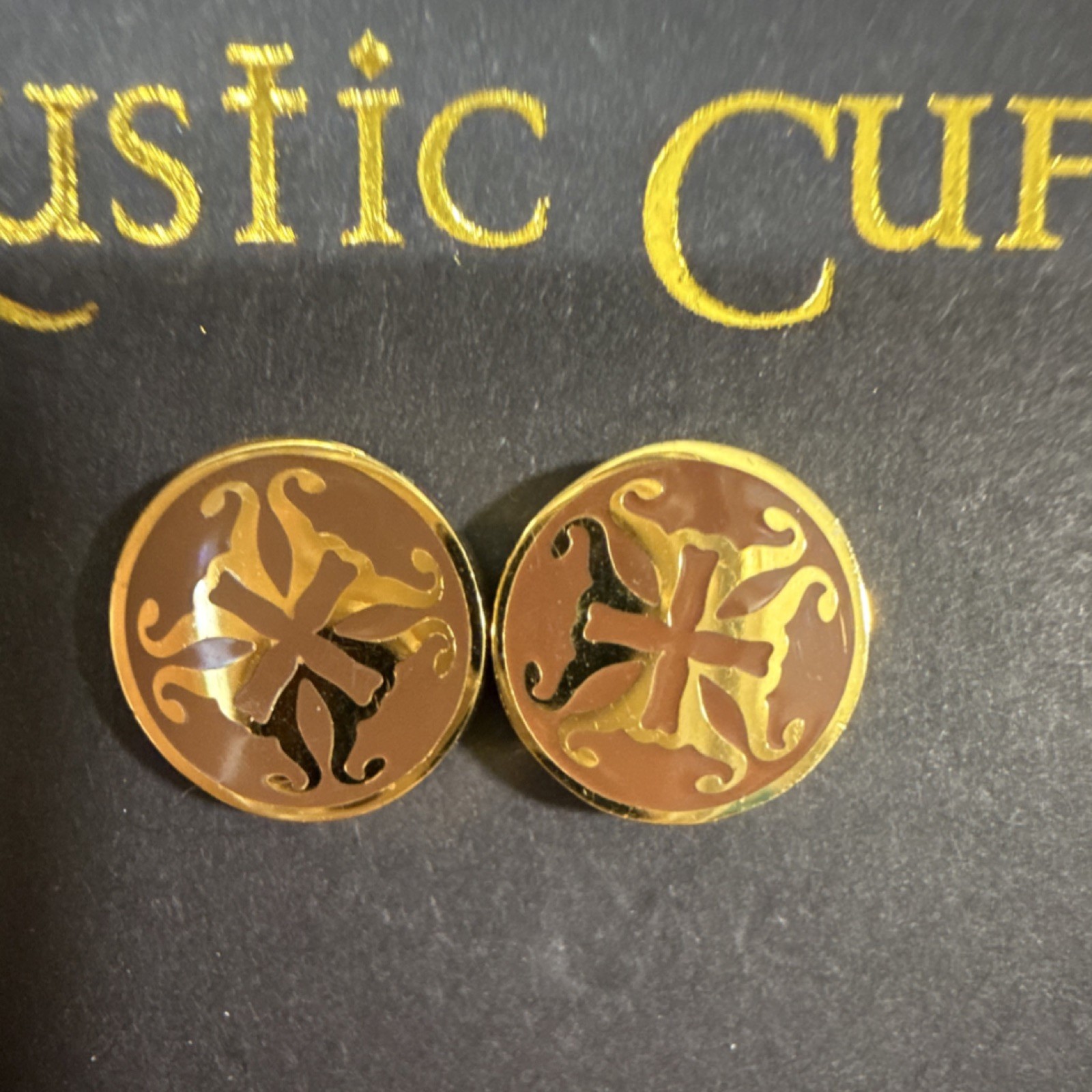 Rustic Cuff Gold Round Stud Earrings Metal Plastic Signs & Symbols Theme