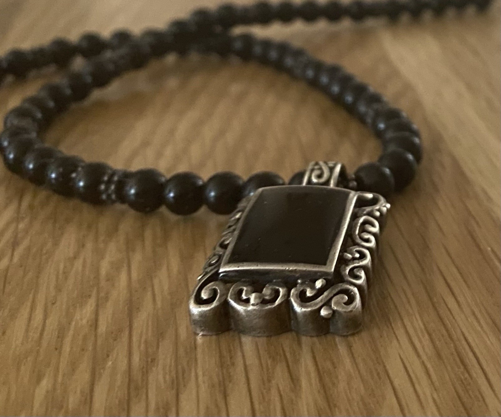 Black Onyx 925 Sterling Silver Beaded Necklace Rectangular Pendant 16-18” 30g