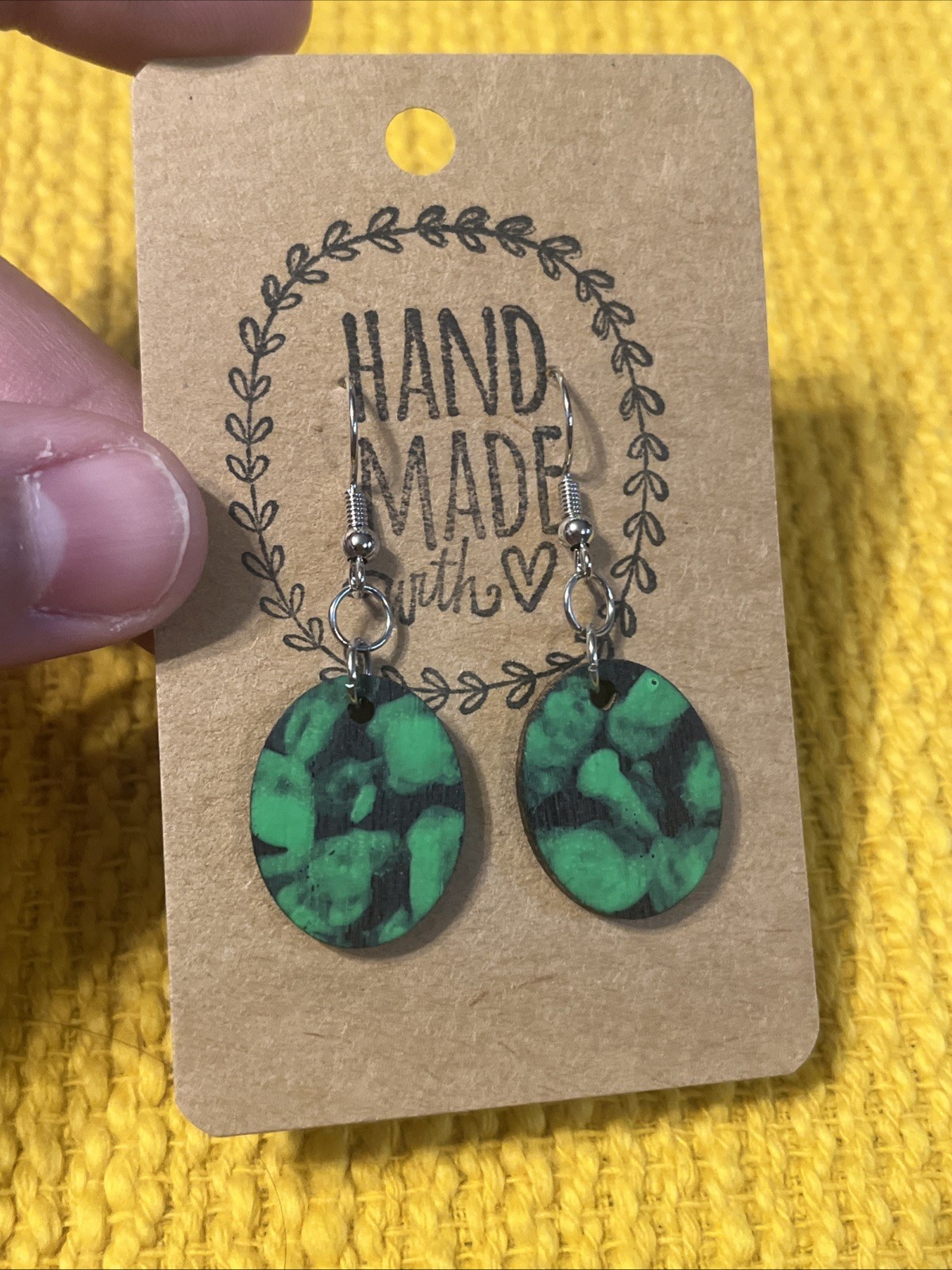 Small Color Pop Earrings NEW Green