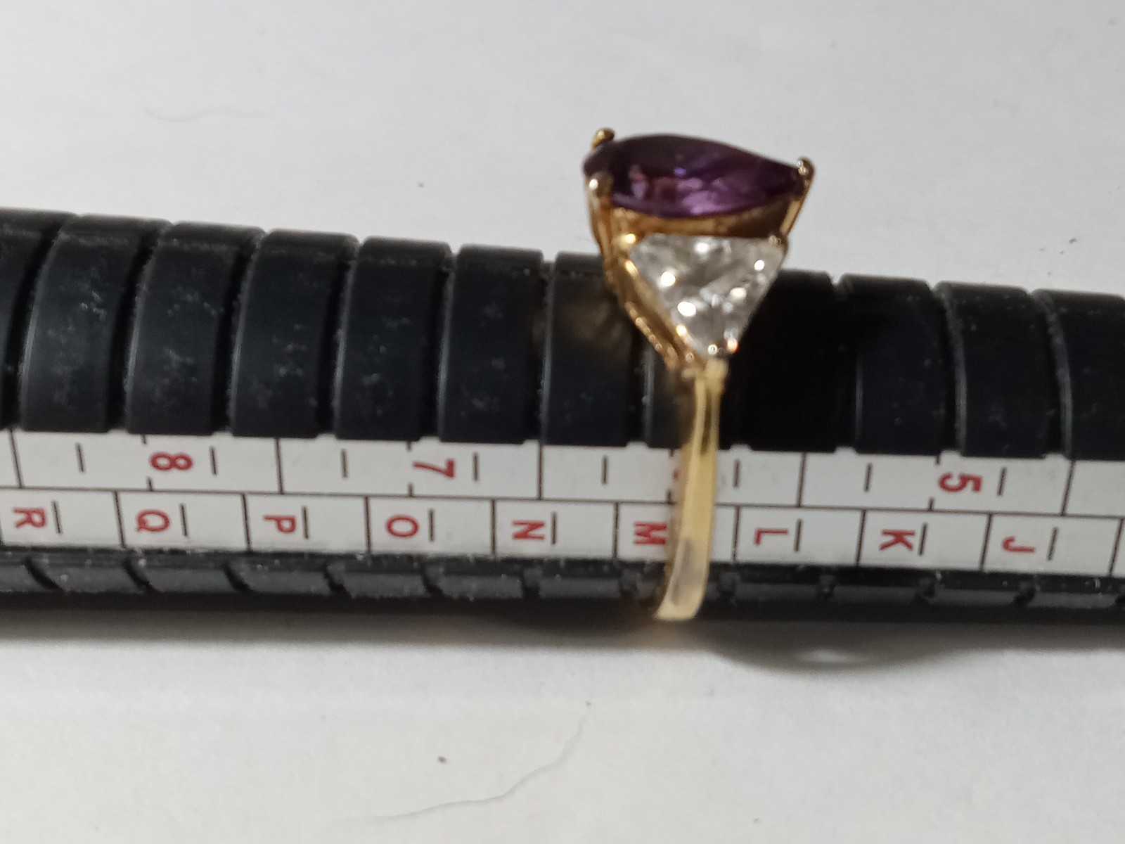 Costume Jewelry Gold Tone Purple and Clear Glass Stone Ring Size 6