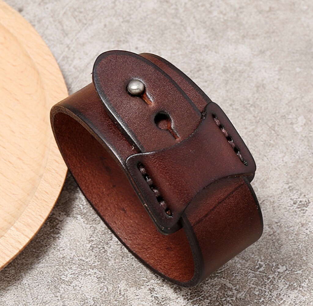 Men Women Vintage Wide Genuine Leather Wristband Bangle / Leather Bracelet 7.5-8