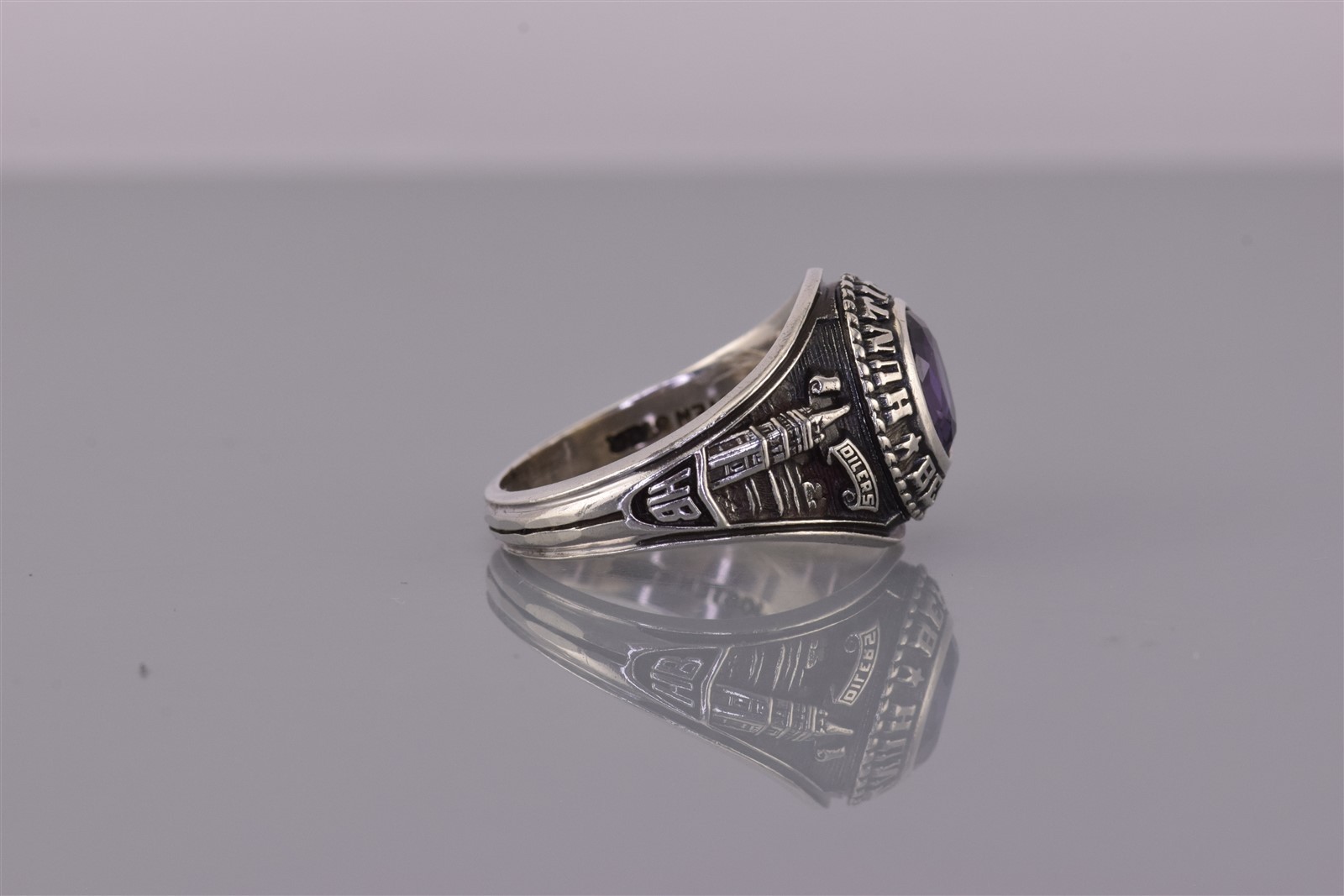 Jostens Sterling Silver Purple Sapphire Huntington Beach Band Ring 925 Sz: 6