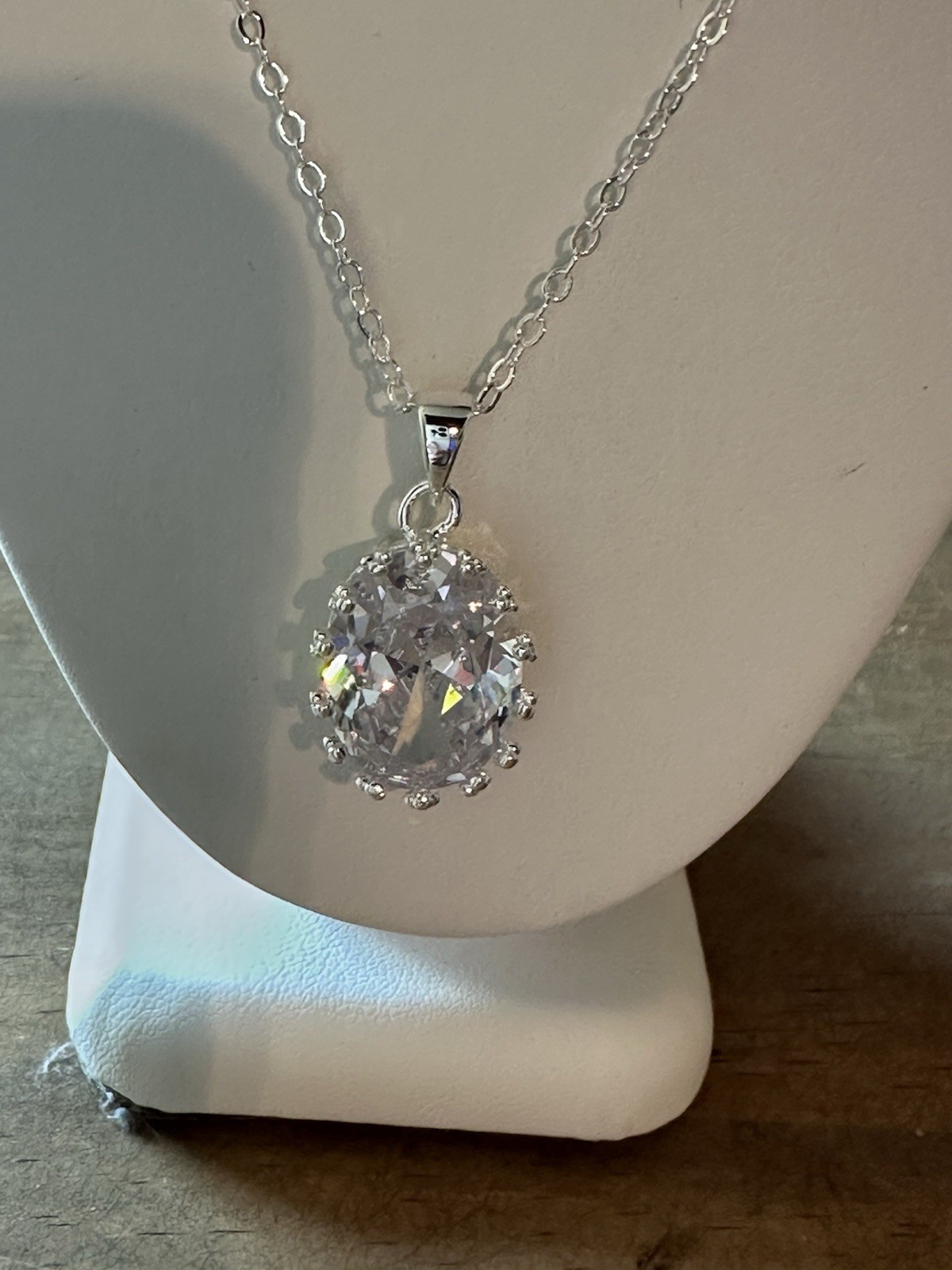 New Without Tags White Gold Plated Clear CZ Stone Pendant Necklace 16-18”