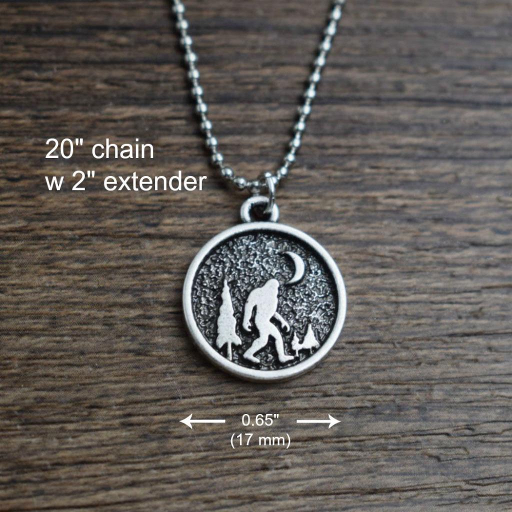 BIGFOOT NECKLACE 20″ Chain Pewter Pendant Outdoor Mountain Wilderness Sasquatch