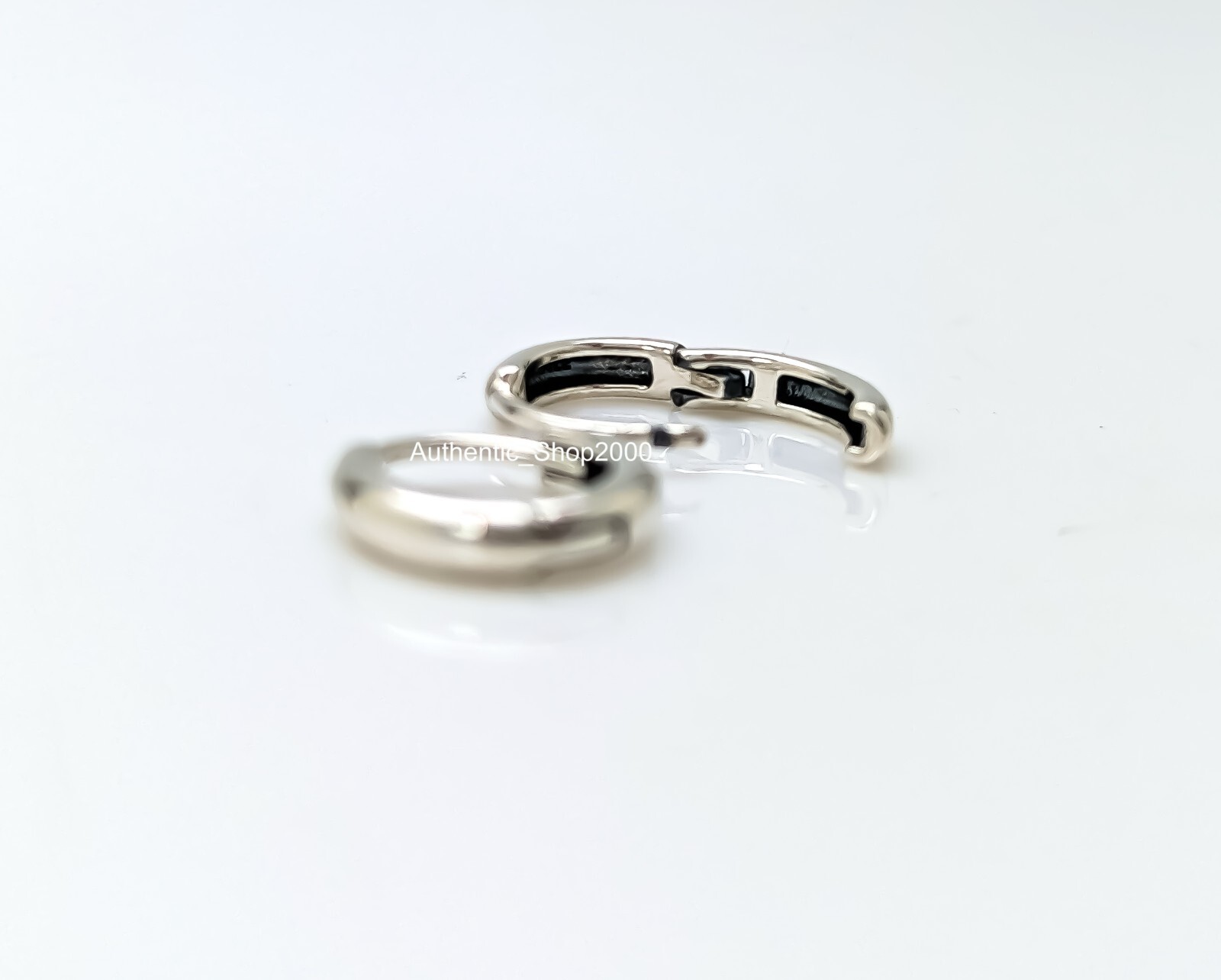 New 100% Authentic PANDORA 925 Silver Round Huggie Hoop Earrings 293286C00