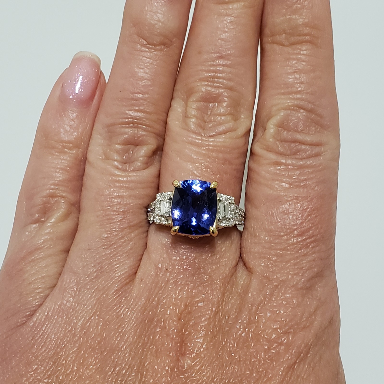 EFFY 18k Two Tone Yellow & White Gold Tanzanite Diamond Ring Size 7.5