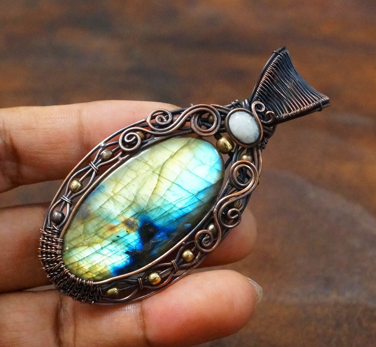 Green flash Labradorite Copper Wire Wrapped Pendant Handmade Gift Jewelry (PD-86