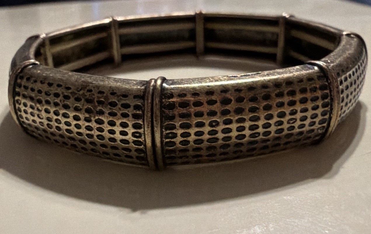 Gold Tone Stretch Bangle Bracelet Textured Metal No Stone No Secondary Stone