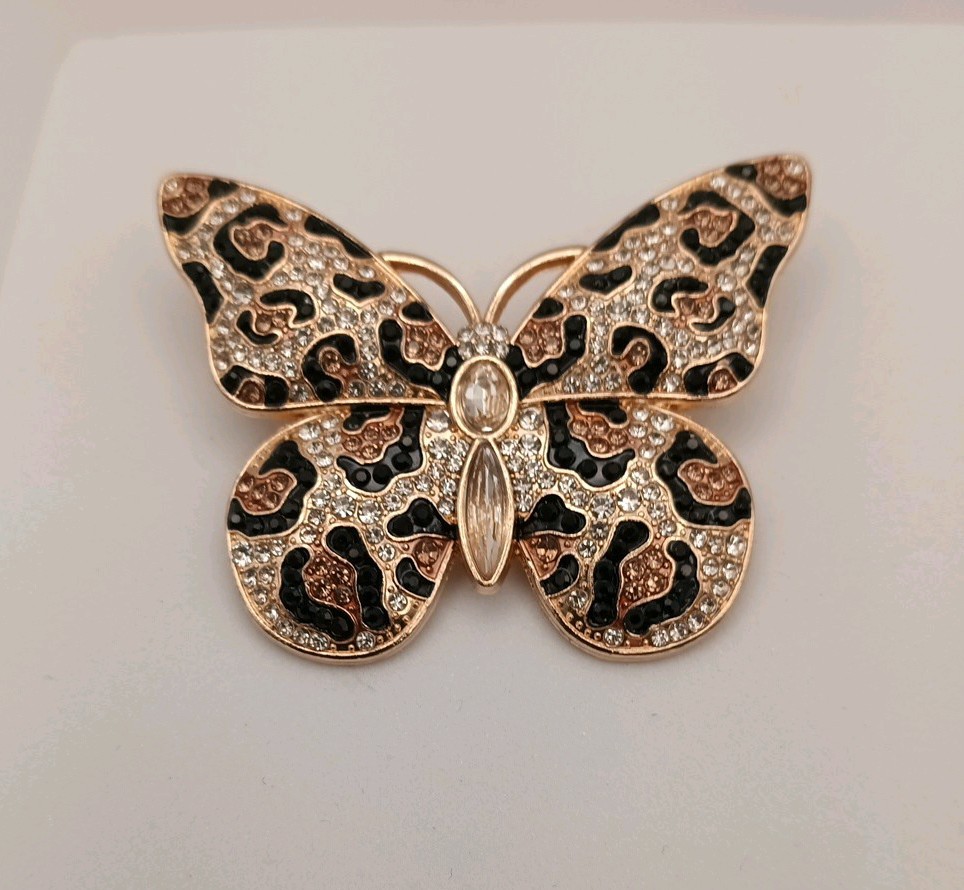 Beautiful Leopard Butterfly Goldtone Brooch With Rhinestone Accents – New