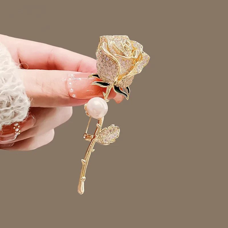 Elegant Gold Tone Rose Flower Brooch Pin Rhinestone CZ Floral Lapel Pin Women