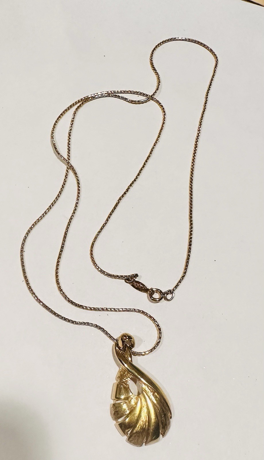 Napier 18in Gold Tone Charm Pendant Snake Chain Necklace Spring Ring Closure