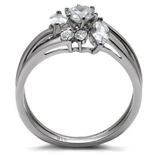 TK096 – High polished (no plating) Stainless Steel Ring with AAA Grade CZ in