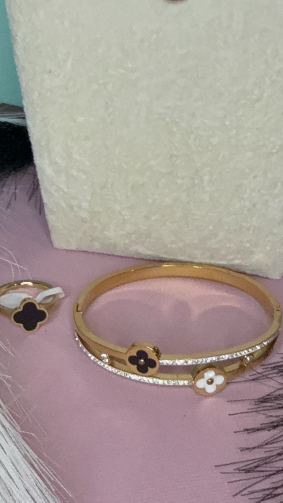 Gold Tone Clover Pendant Cable Chain Necklace with Black Accents