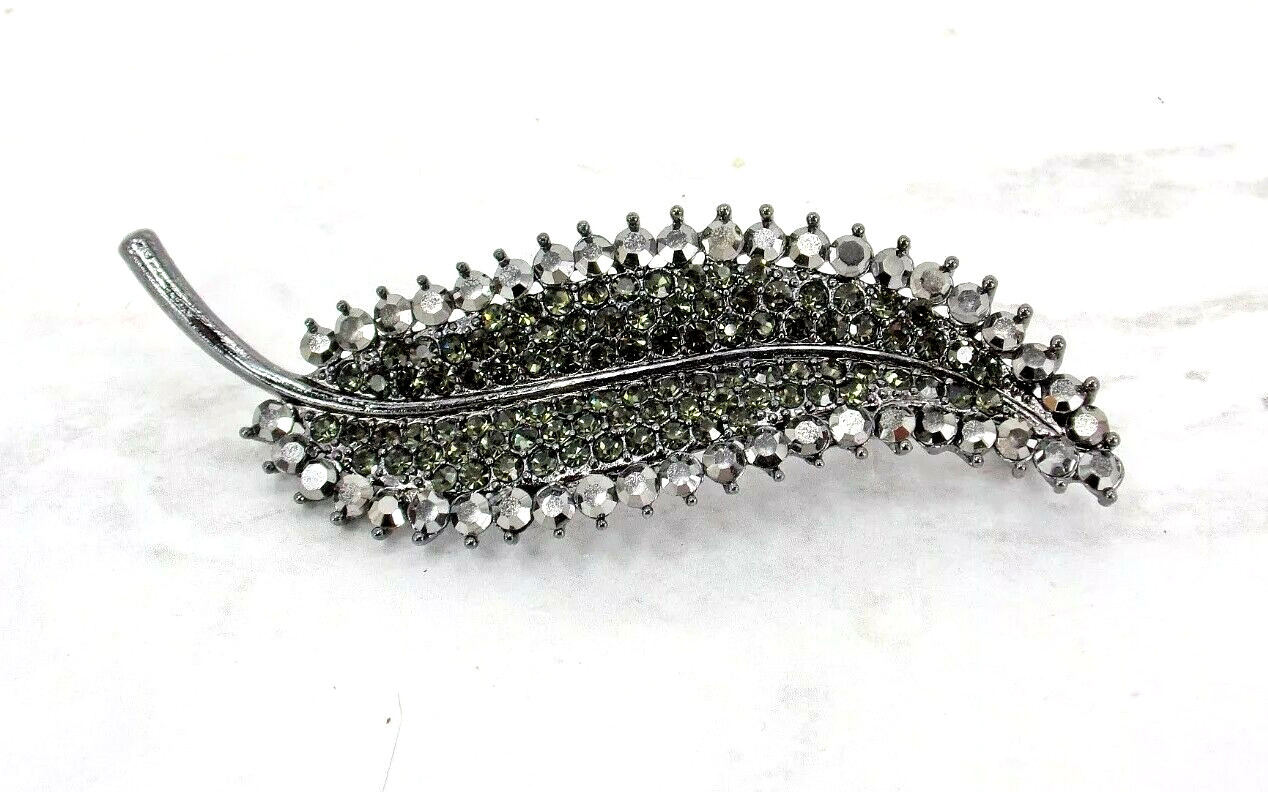 Elegant gray leaf crystal pin brooch in a hematite color, women’s fashion pin