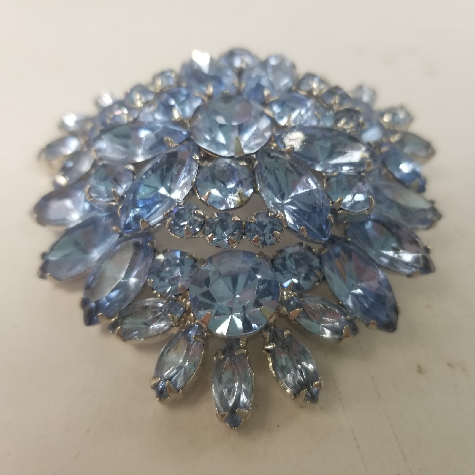 Brooch Ice Blue Rhinestones Icey Silver Tone 2.5″ Flower Cluster