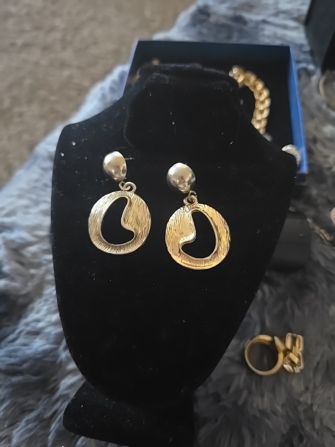 Jewelry Set BOLD and Suitable for All Occasions All Sizes Fit