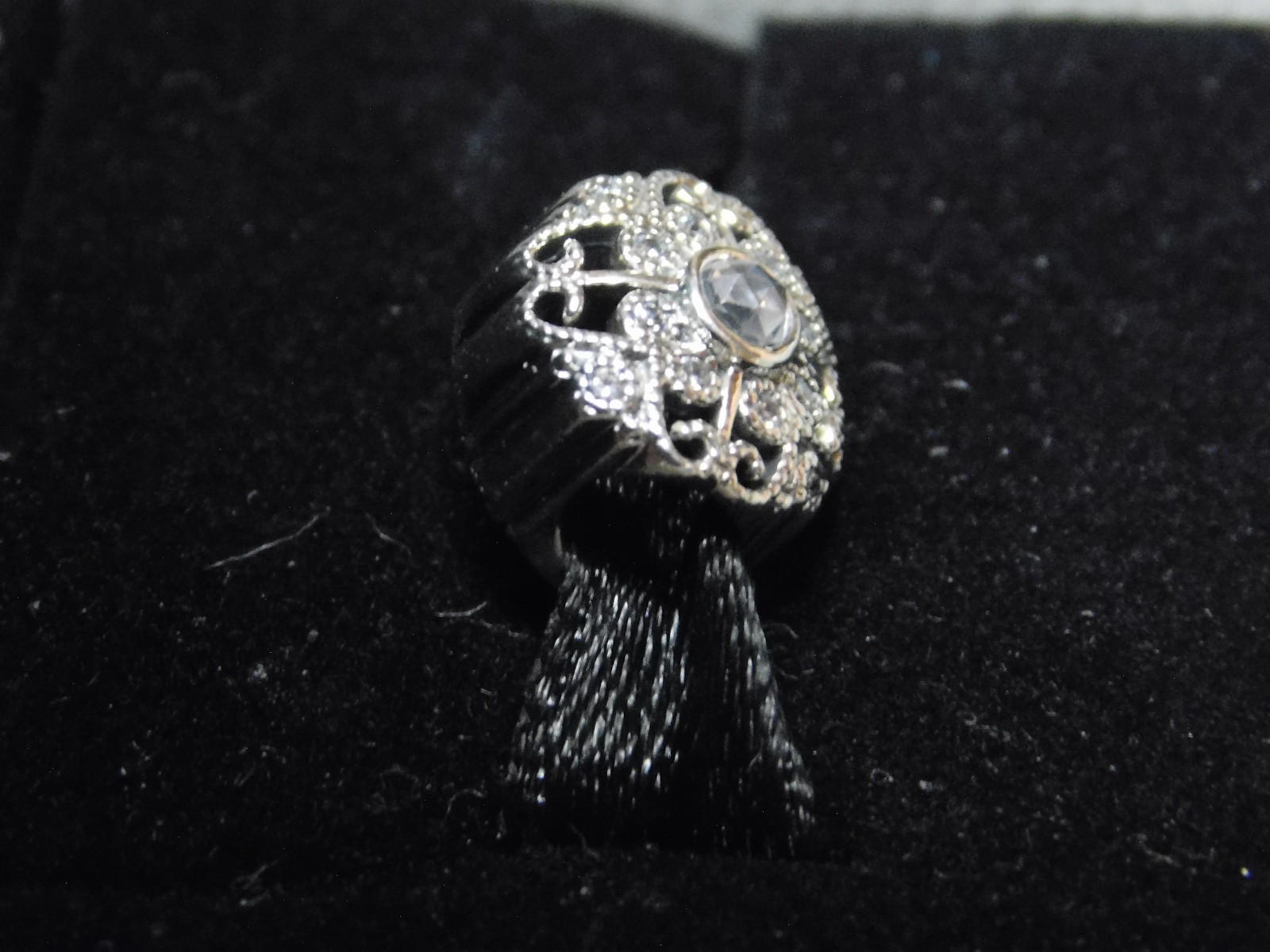 Authentic Pandora FAIRYTALE BLOOM Clear Charm 791961CZ RETIRED