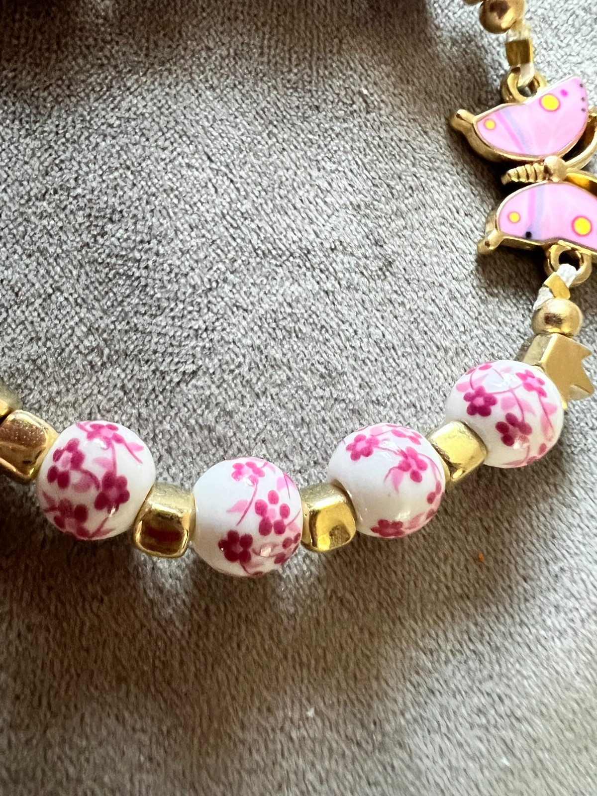 Pink butterfly with gold plated acrylic bracelet White stone & beautiful flowers