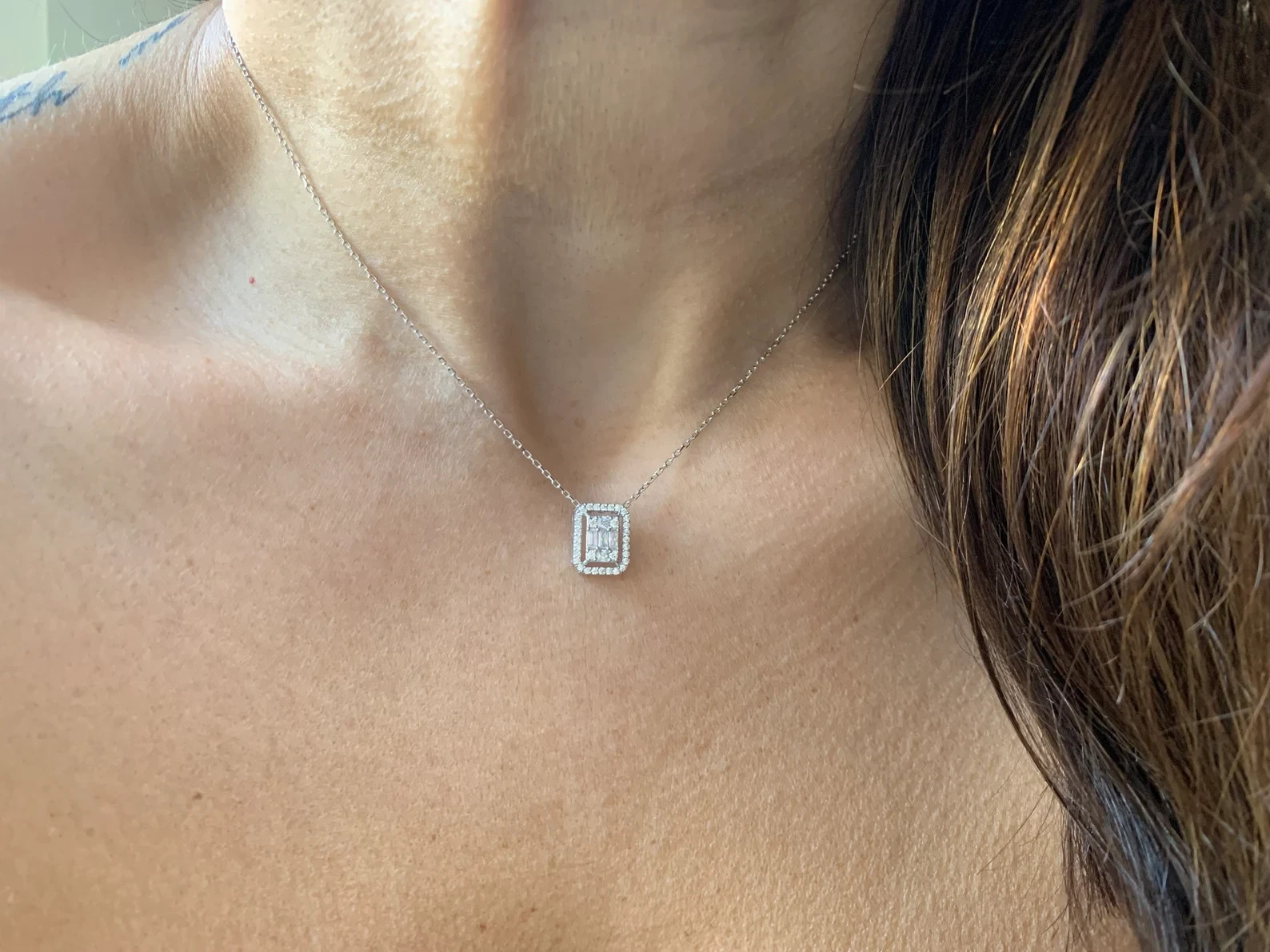 1.00 Ct Baguette & Round Cut EF VS Lab Grown Diamond Necklace in 14K Solid Gold