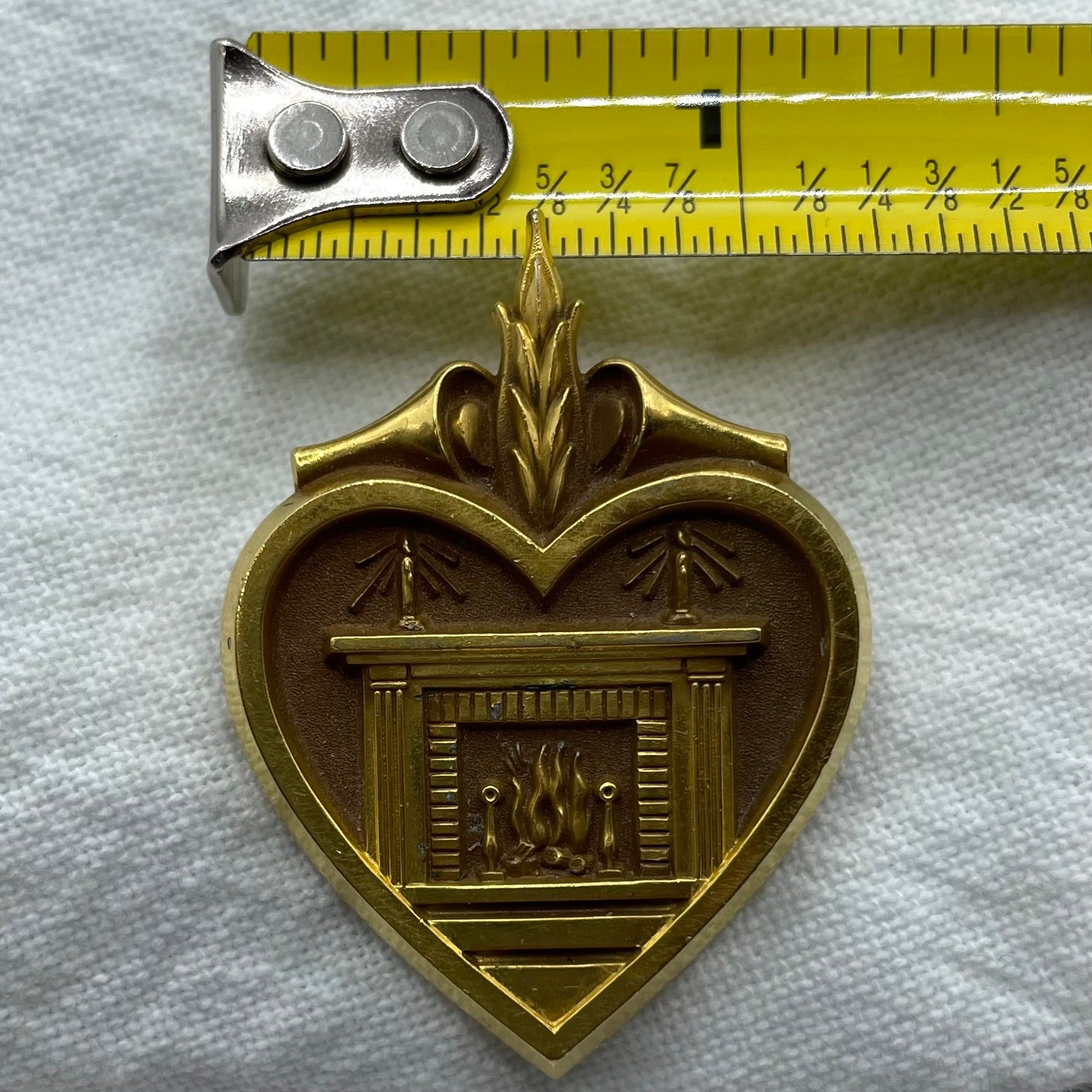 Betty Crocker Vintage Pin Homemaker of Tomorrow Jostens