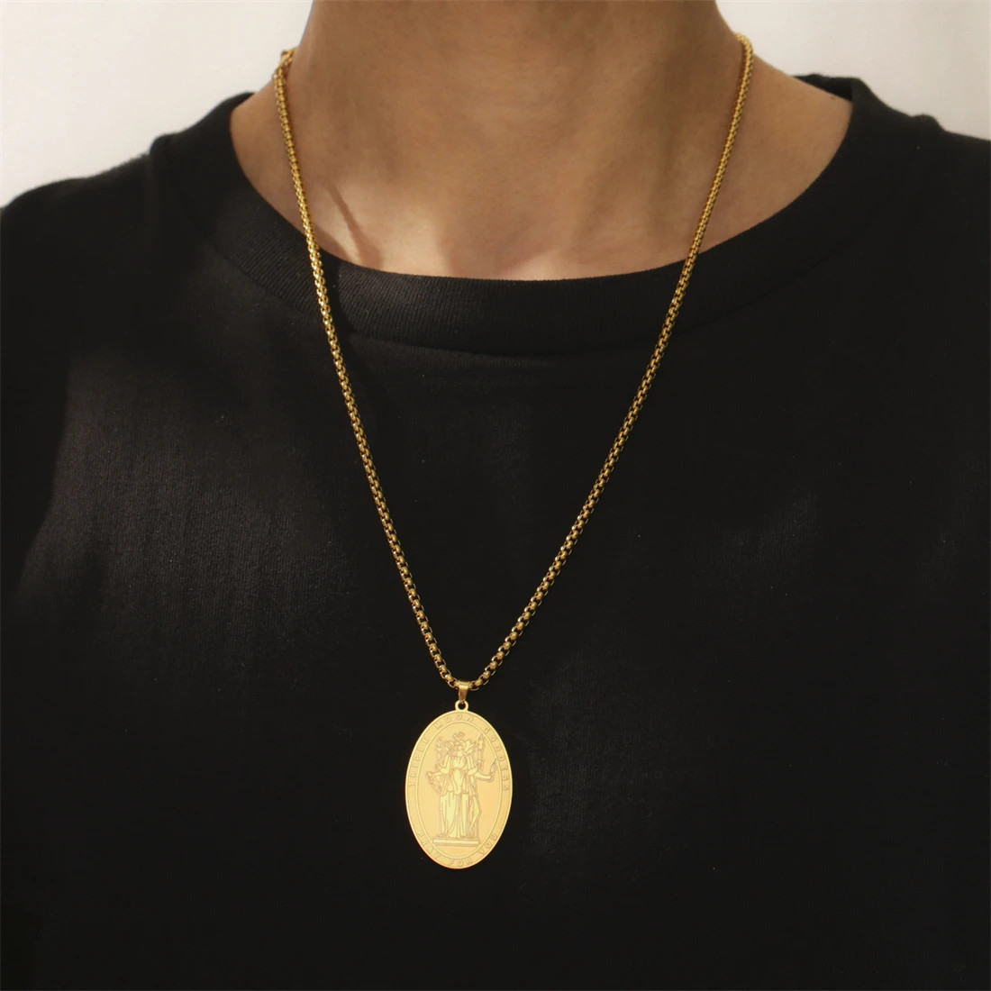 Stainless Steel Triple Moon Goddess Pendant Necklace Wheel of Hecate Amulet Gift