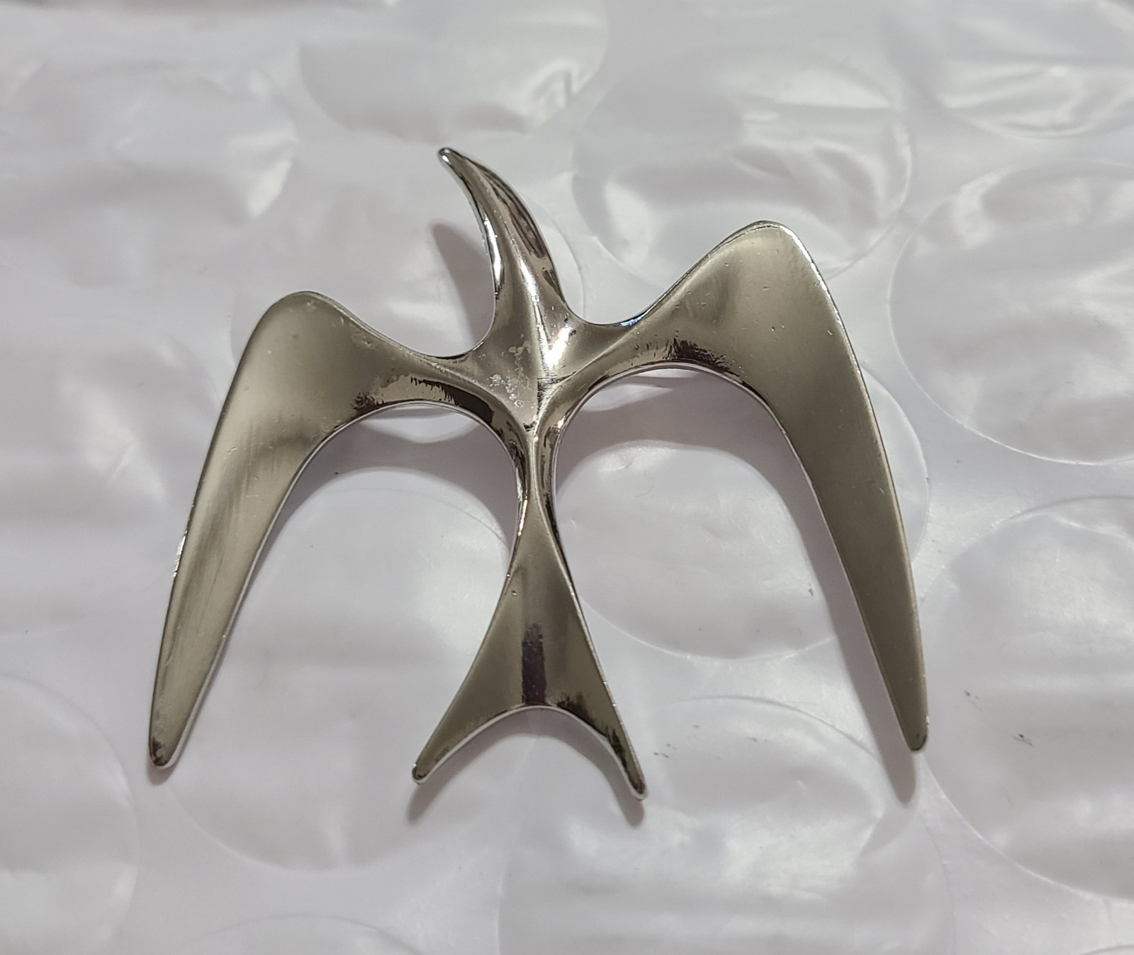 Sarah Coventry Signed Vintage Flying Swallowtail Brooch In A Shiny Silver Tone