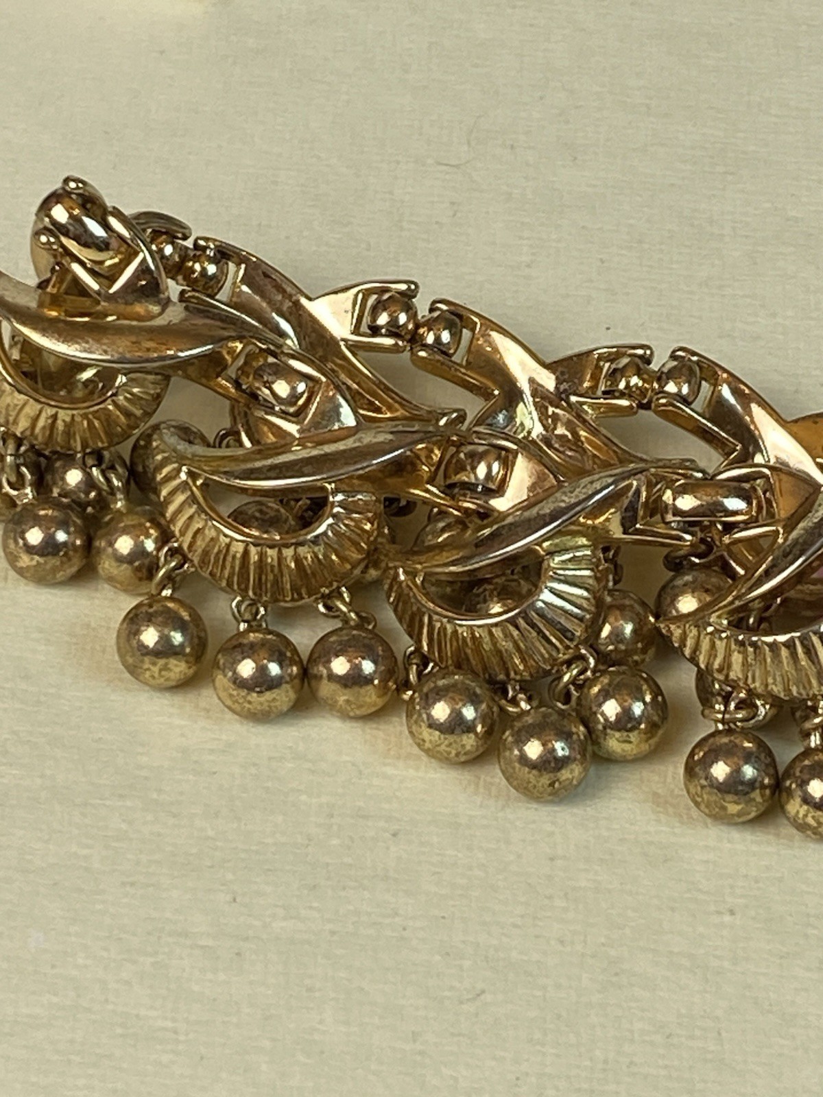 Vintage Alfred Philippe Crown Trifari Gold Tone Fringe Dangle Bracelet