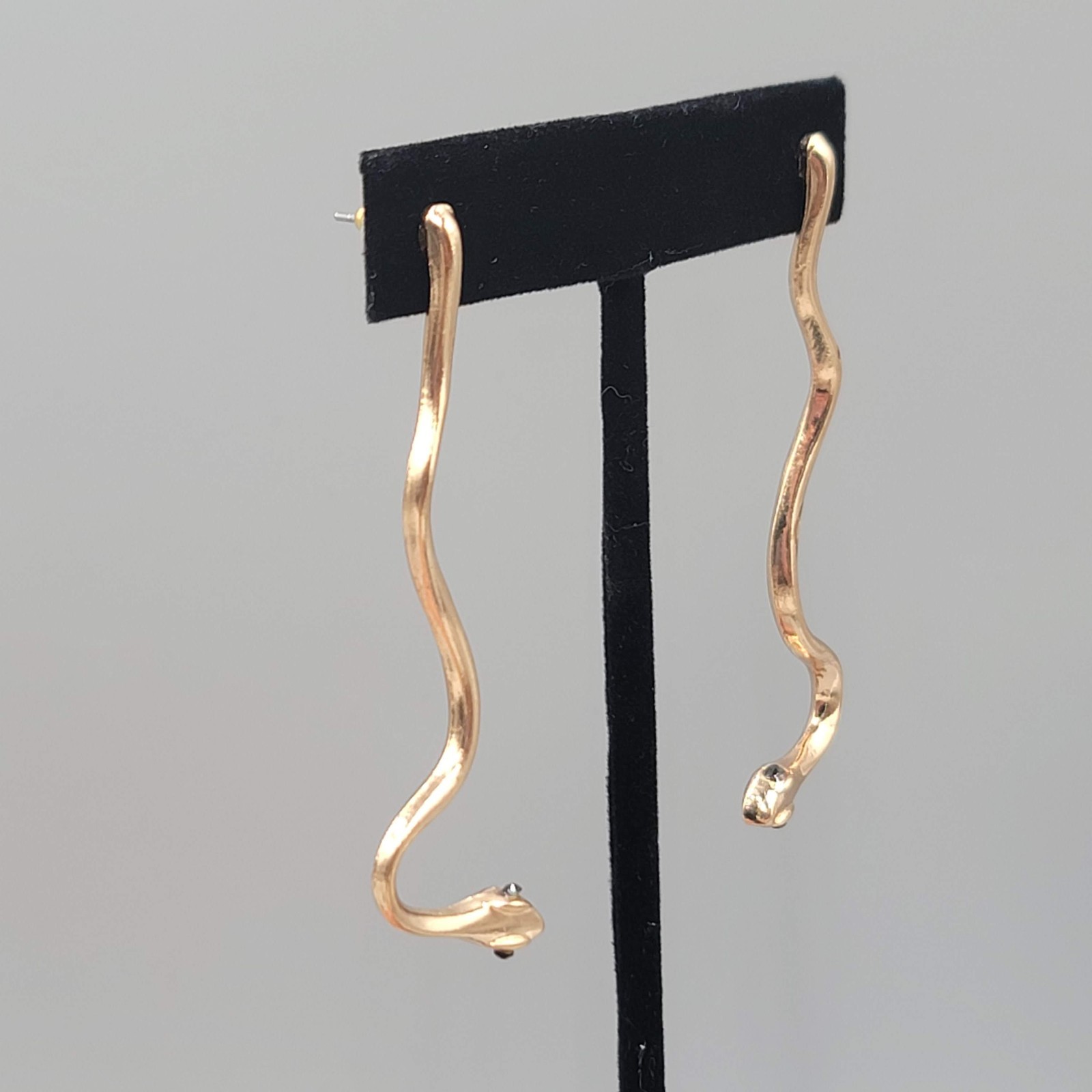 Black Eyed Snake Pierced Earrings Gold tone Drop Long 2.75″
