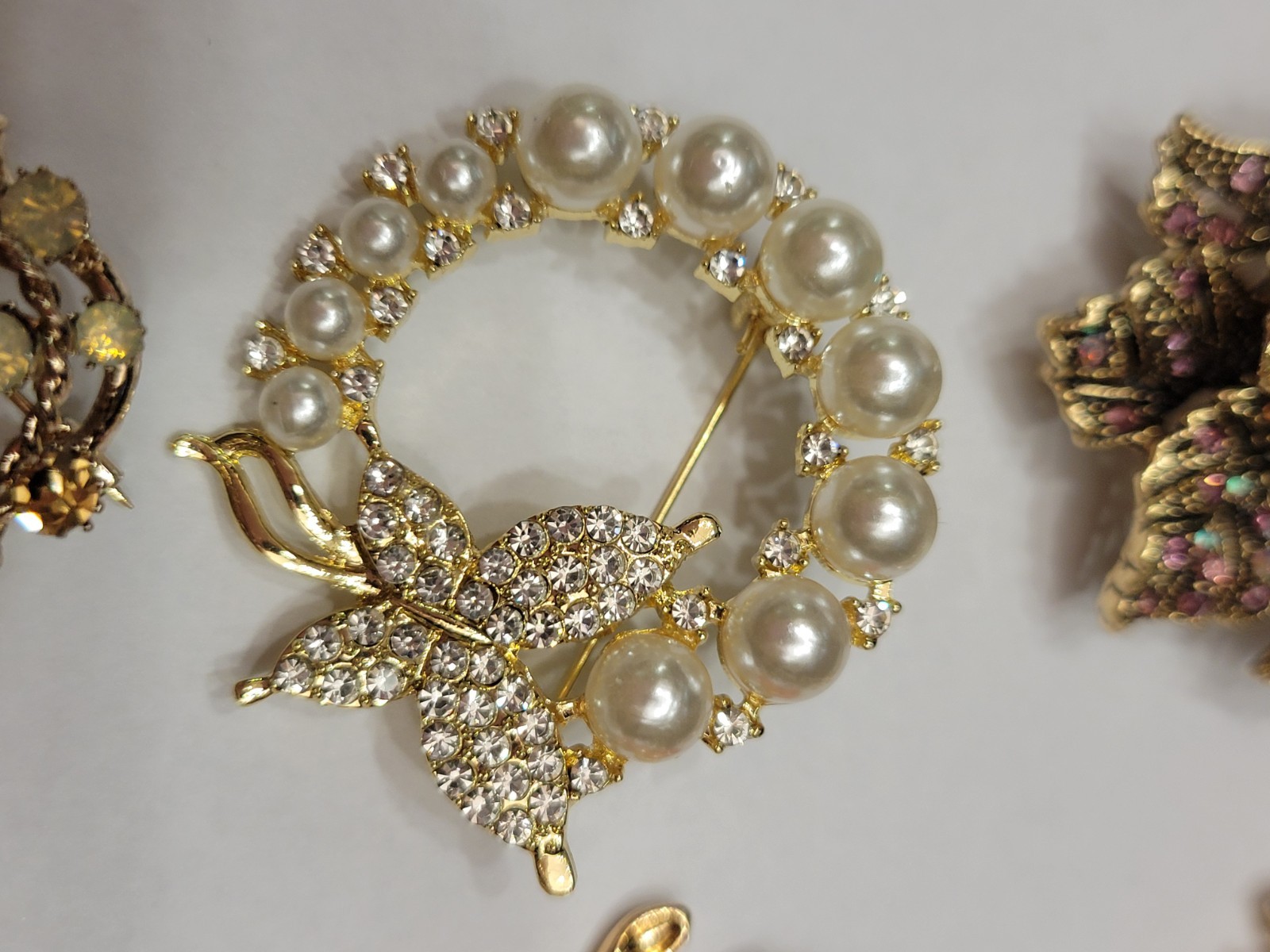 Gorgeous Rhinestone Flower Floral Leaf Stunning All Occasions Brooch Lot CA P56
