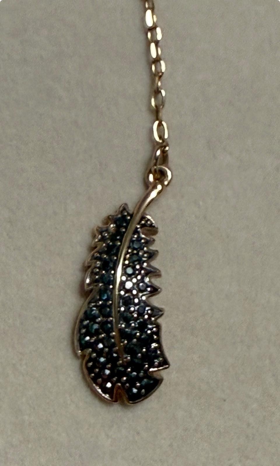 NEW Swarovski Crystal Feather Y Necklace Black Crystal Rose Gold Tone 5495299