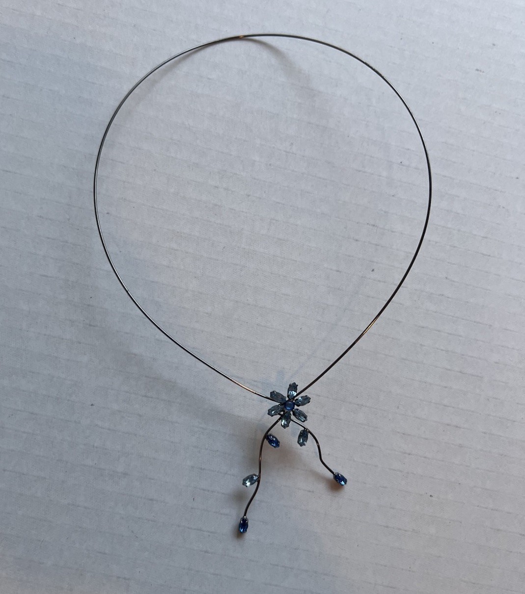 Beautiful Blue Prong Set Rhinestone Slip On Wired Collar Necklace Dark Gray H3