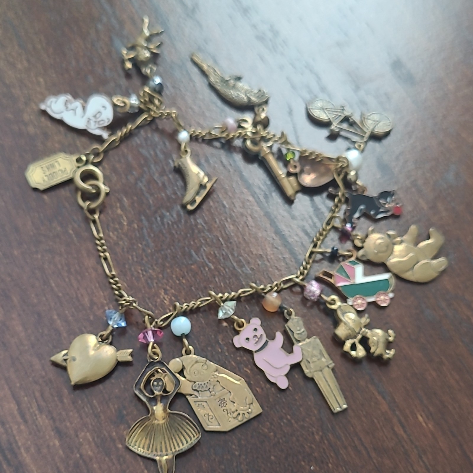 Gold Tone Metal Cable Chain Charm Bracelet w/ Dangle Charms, Spring Ring