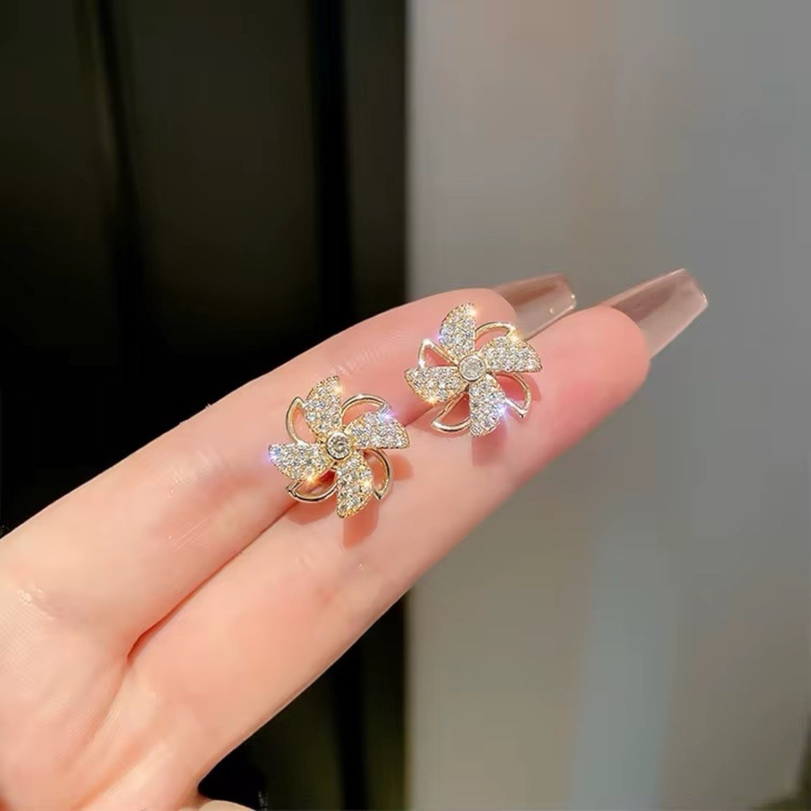 Elegant Cubic Zirconia Jewelry Silver Plated Stud Earrings Women Lab-Created A14