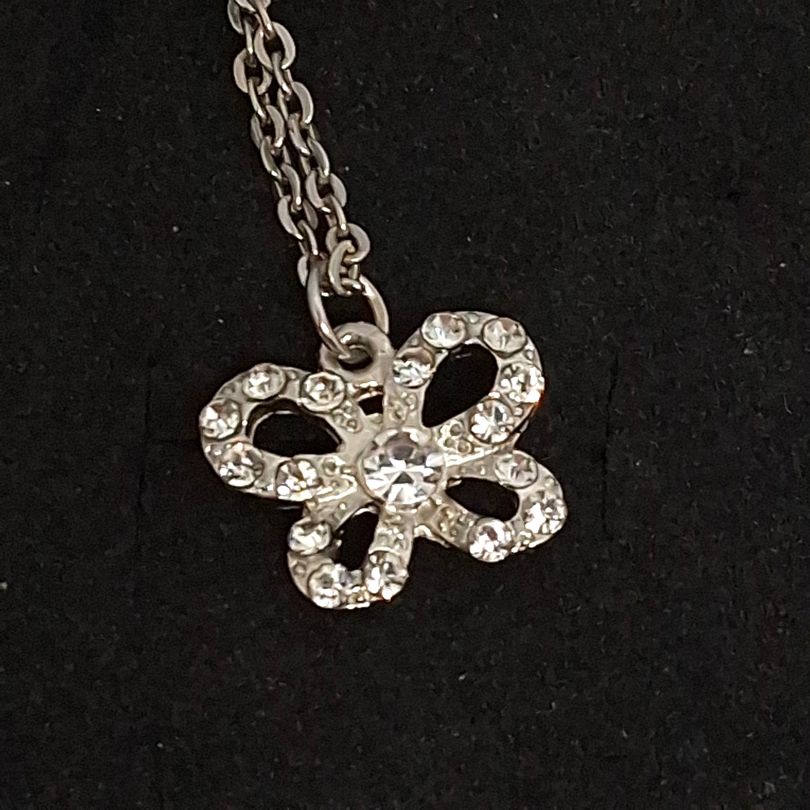 Vtg Clear Rhinestone & Silver-tone tone Butterfly Pendant 12 Inch Necklace