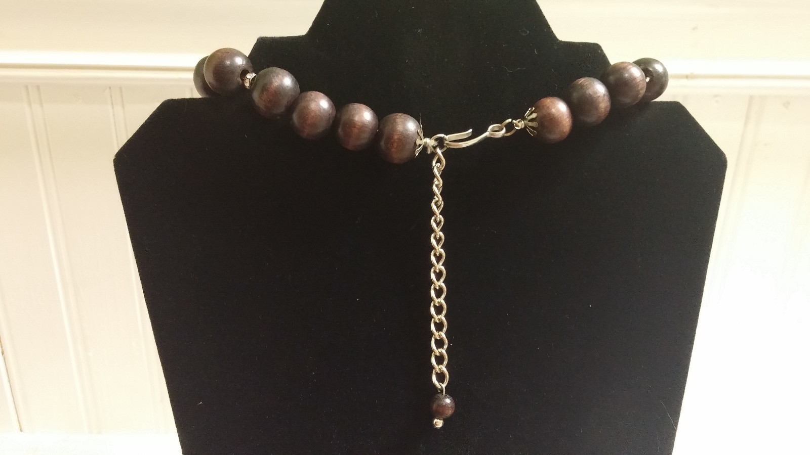 Vintage Silvertone Metal Dark Stain Wood Bead Clear Crystal Bead 17″ Necklace