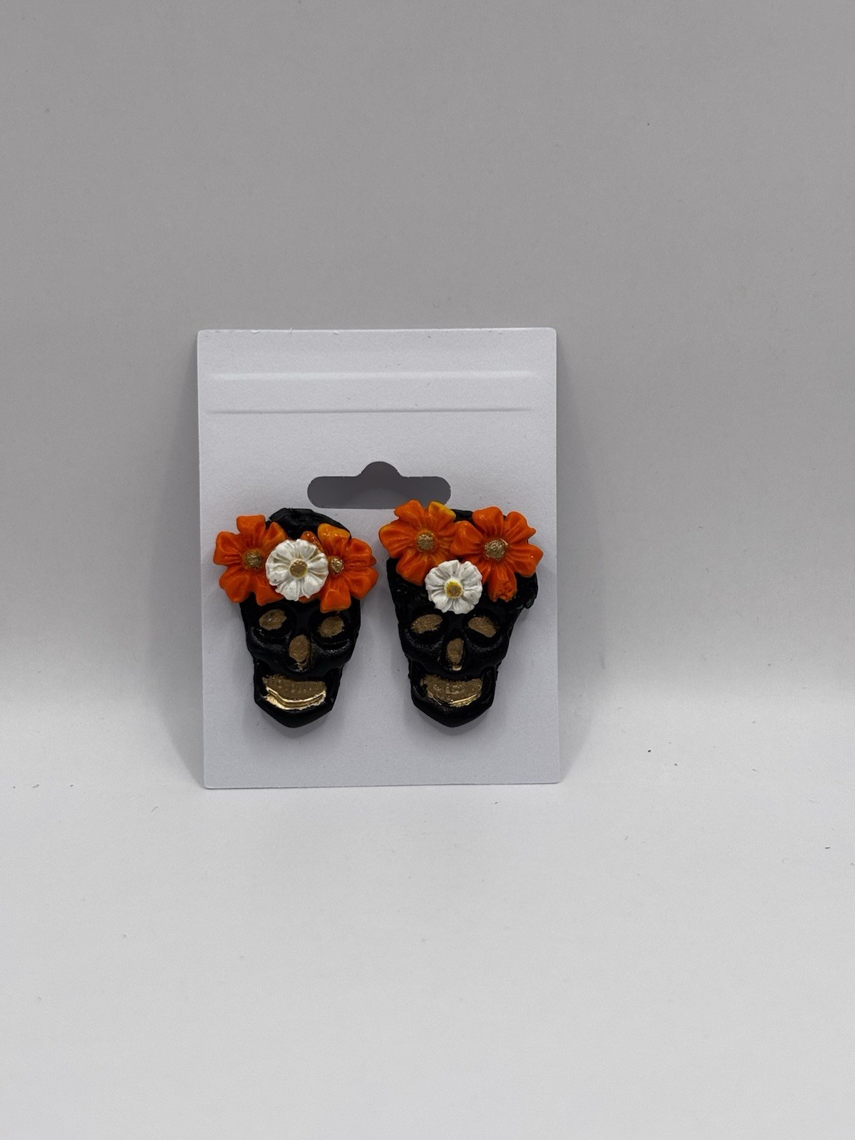 Skull Flower Stud Earrings – Black Orange White Gold Resin/Plastic Halloween