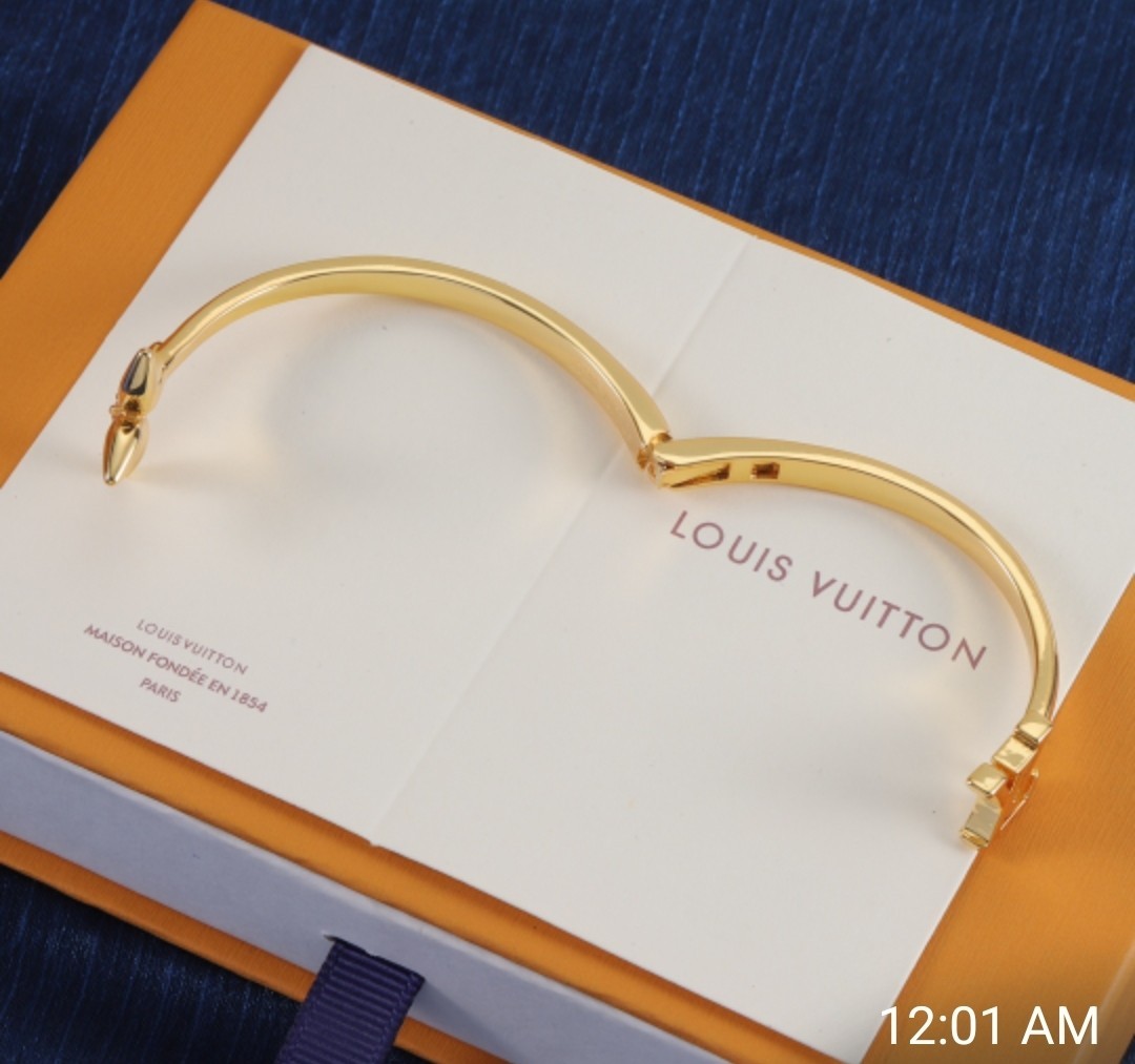 LOUIS VUITTON Bracelet Monogram Colorful Beautifull It Is Just Gorgeous