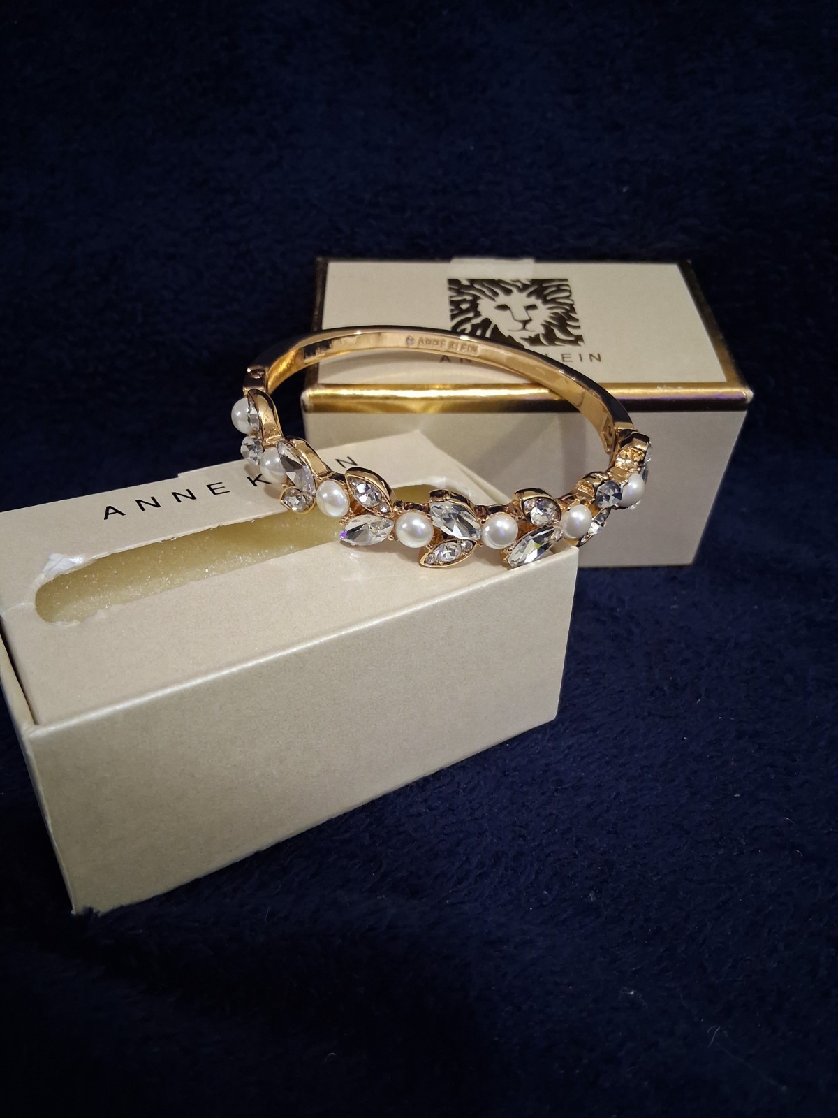 Anne Klein Gold Tone Crystal Pearl Hinged Bangle Bracelet w Box JA218