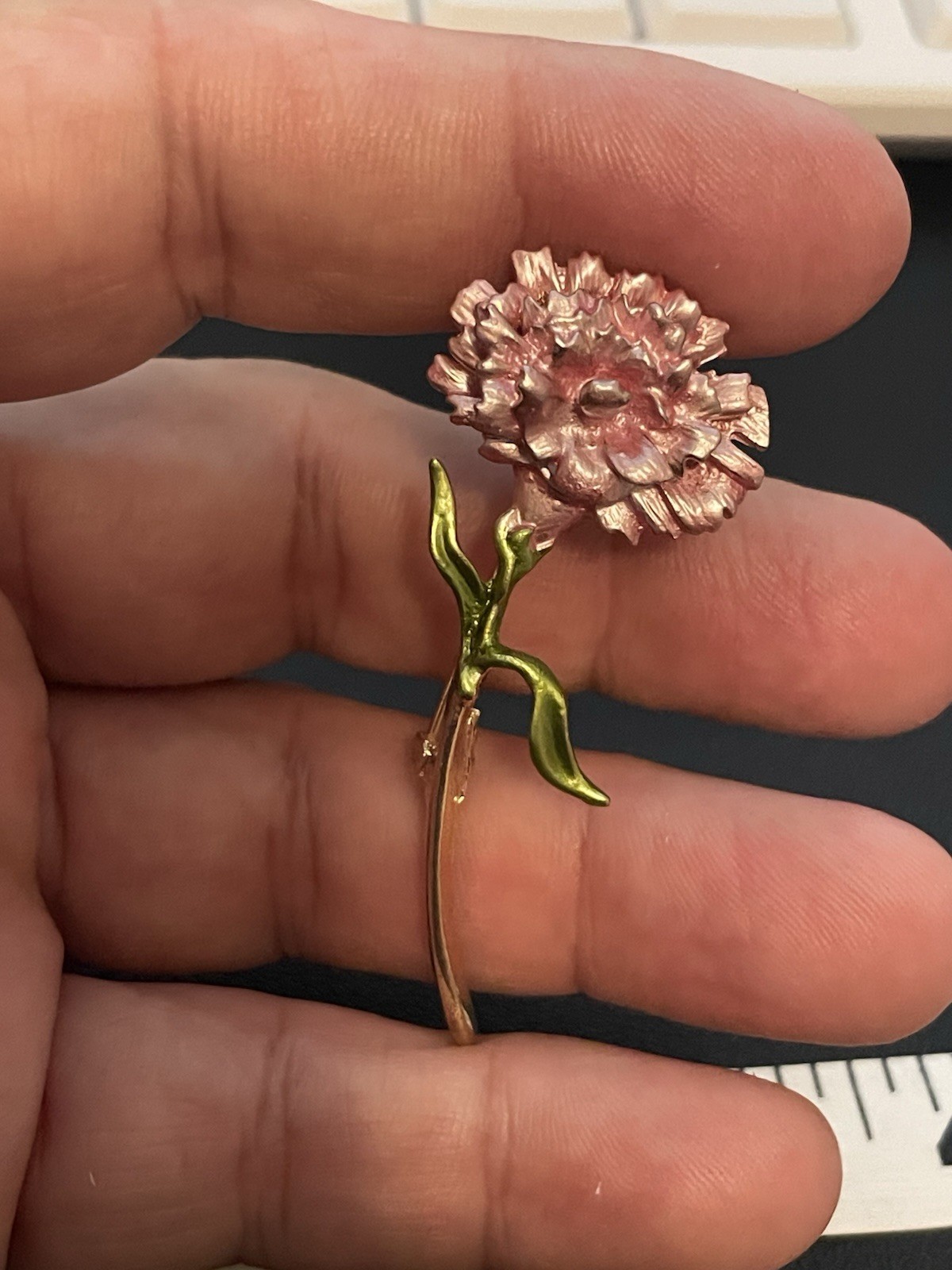 Pink Carnation Enamel Pin Brooch Pink Gold Tone Fashion Pin New